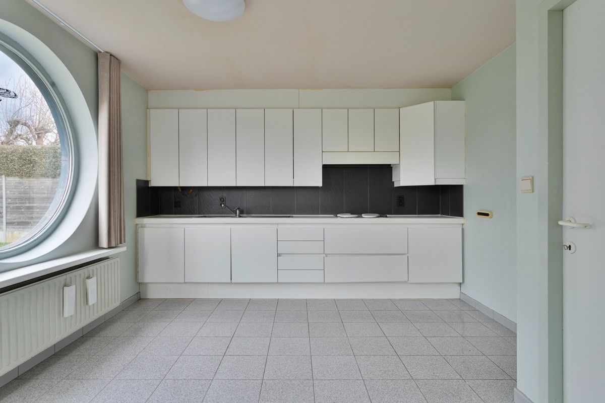 Ruime woning met thuiskantoor te Lendelede foto 5