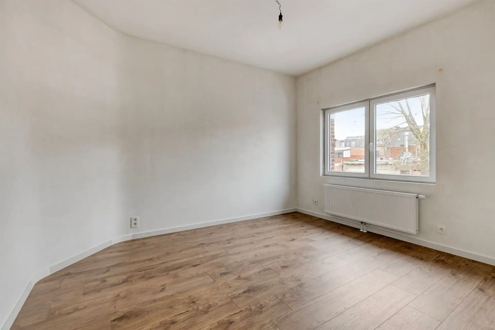 Gerenoveerde mijnwerkerswoning Louis Mercierlaan 15, Maasmechelen foto 24