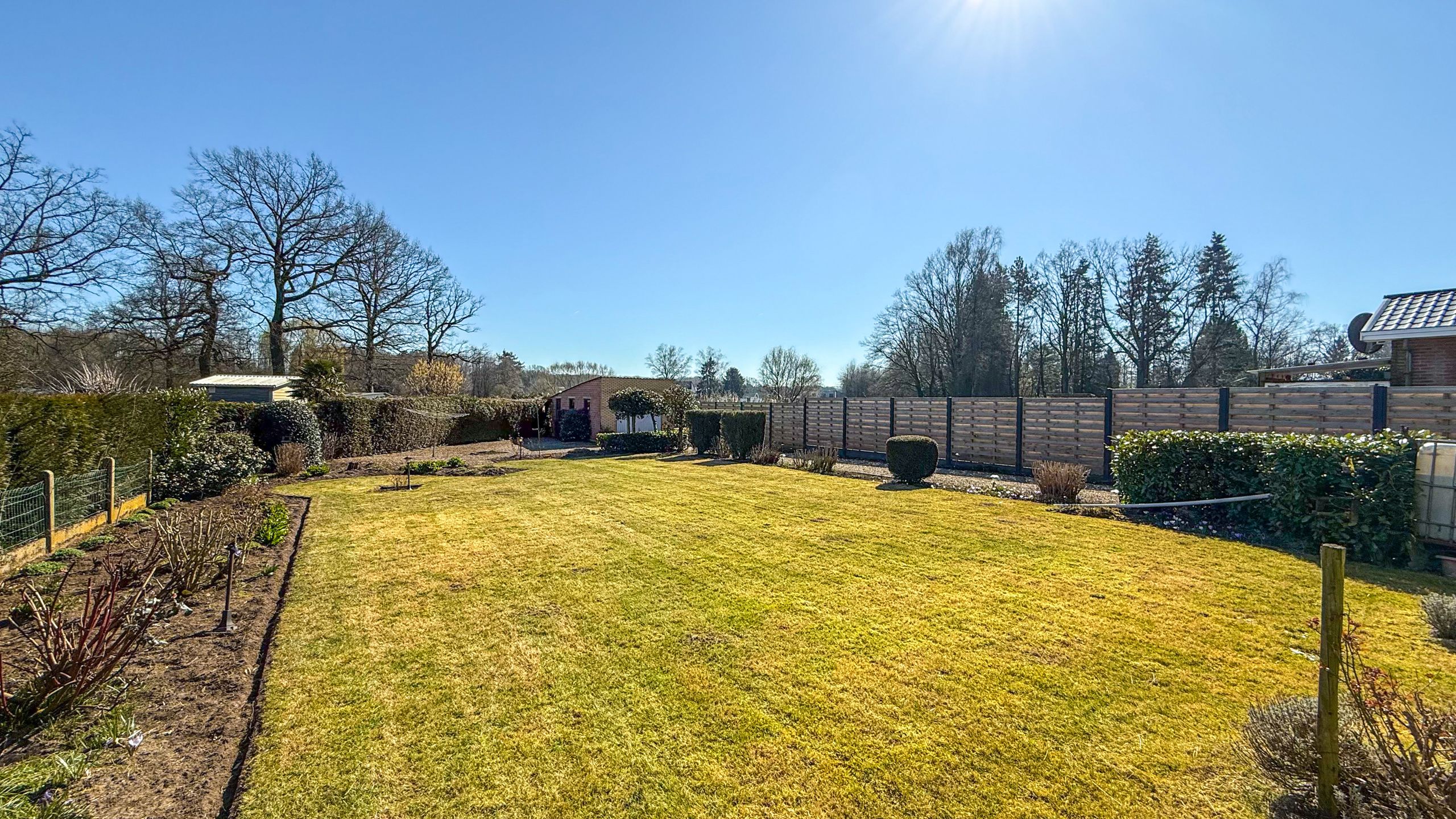 Instapklare bungalow met 3 slaapkamers in Heusden-Zolder! foto 26