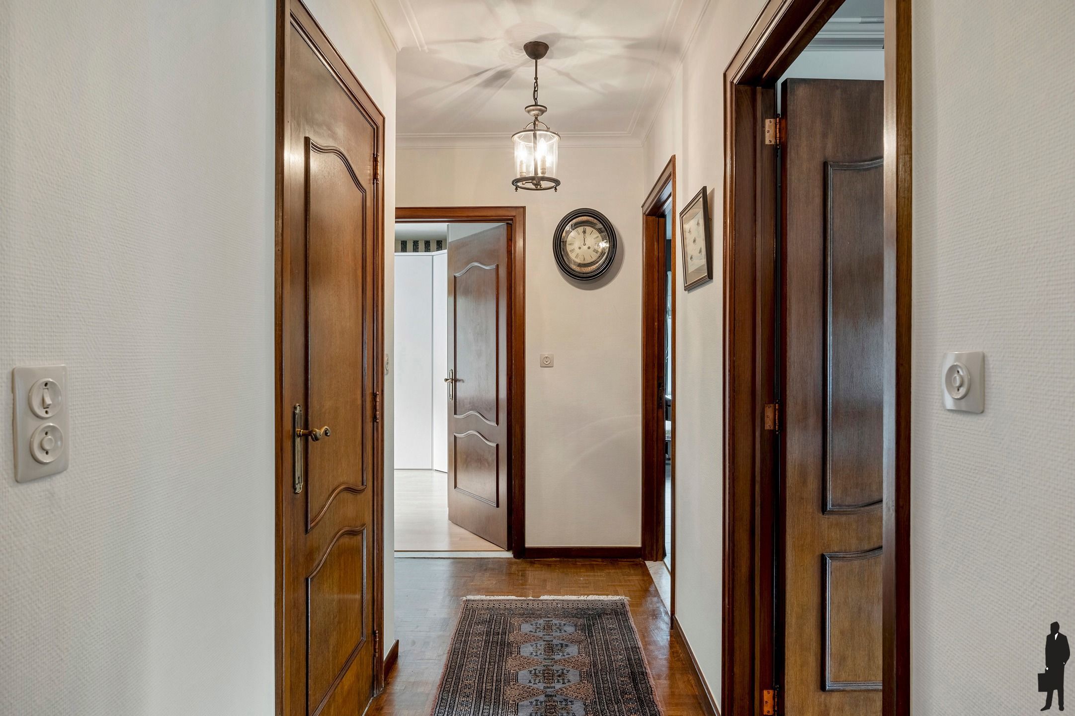 Goed onderhouden in het centrum gelegen karaktervilla op een perceel van ca. 1.938 m²! foto 20