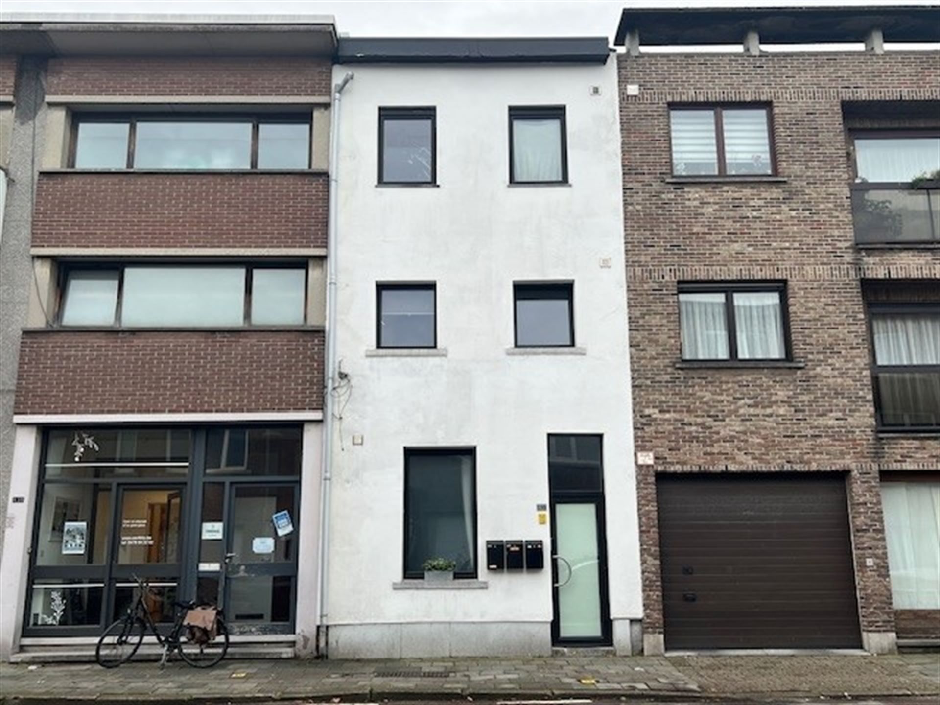 Stijlvol ingericht appartement in Wilrijk! foto 9