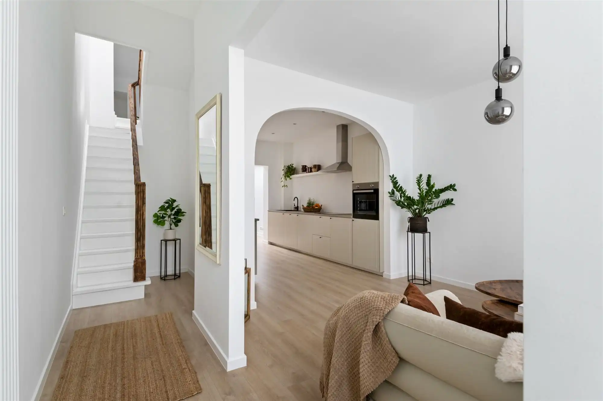 Volledig gerenoveerde woning met 3 slaapkamers foto 7