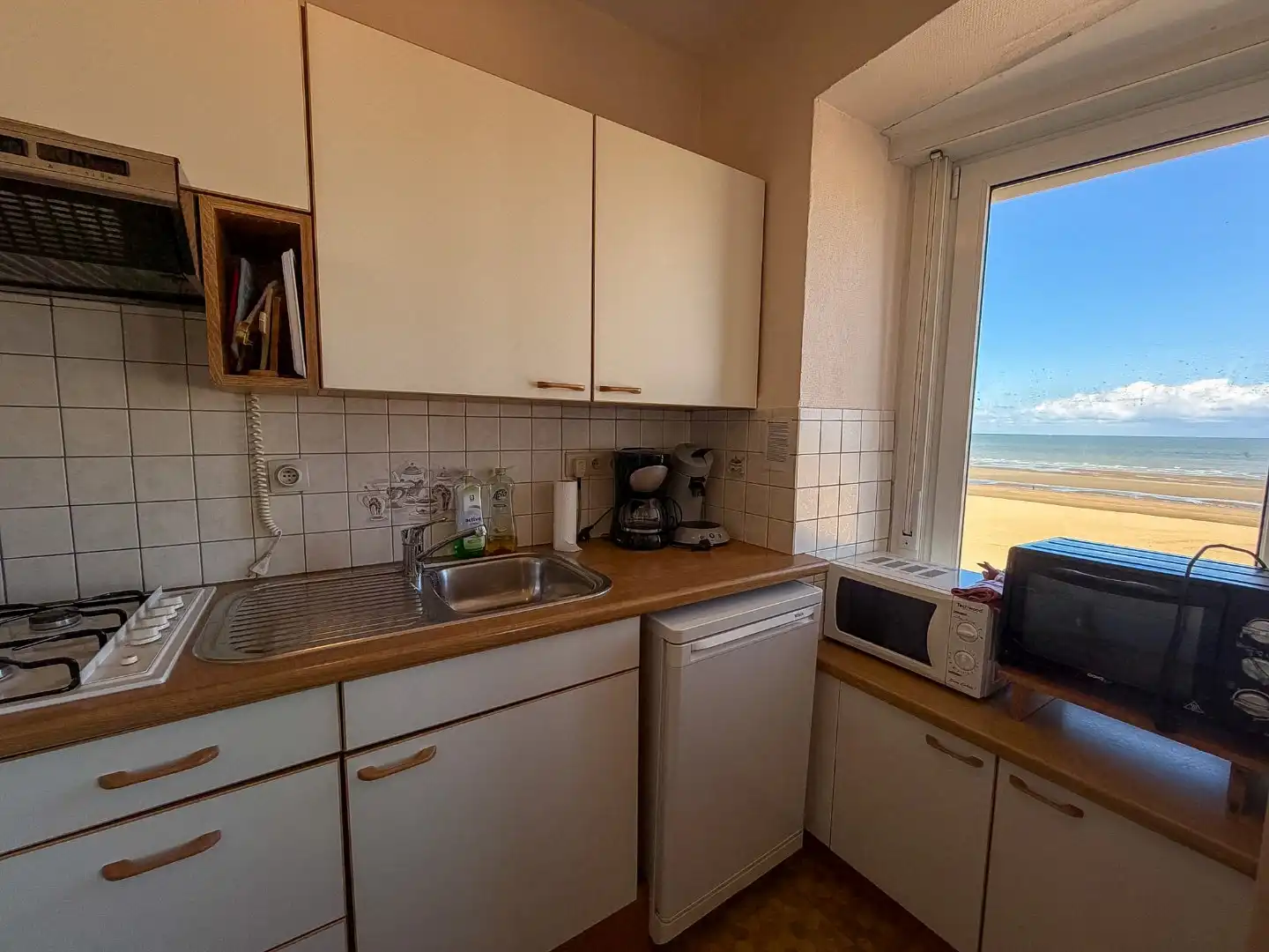 Appartement met frontaal zeezicht en zonnig terras van 30 m² in Koksijde foto 6