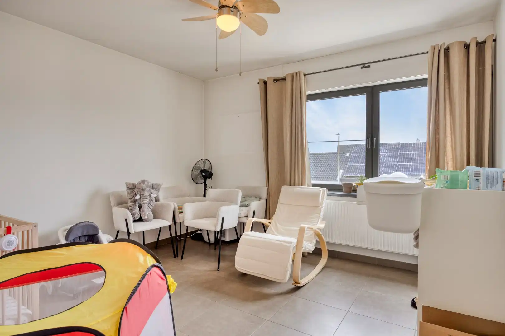 Unieke opbrengsteigendom met commercieel gedeelte en 2 ruime appartementen !  foto 35