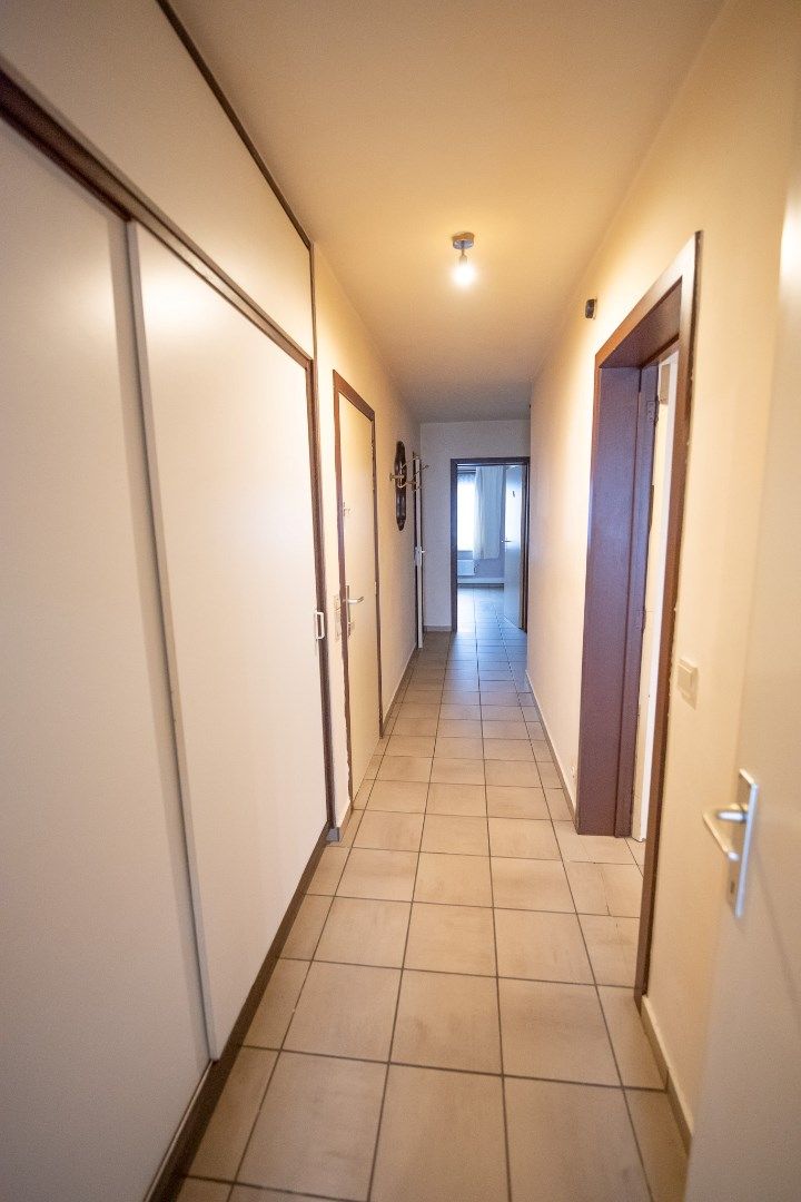 Ruim gelijkvloers appartement met garage te huur in Dentergem  foto 5