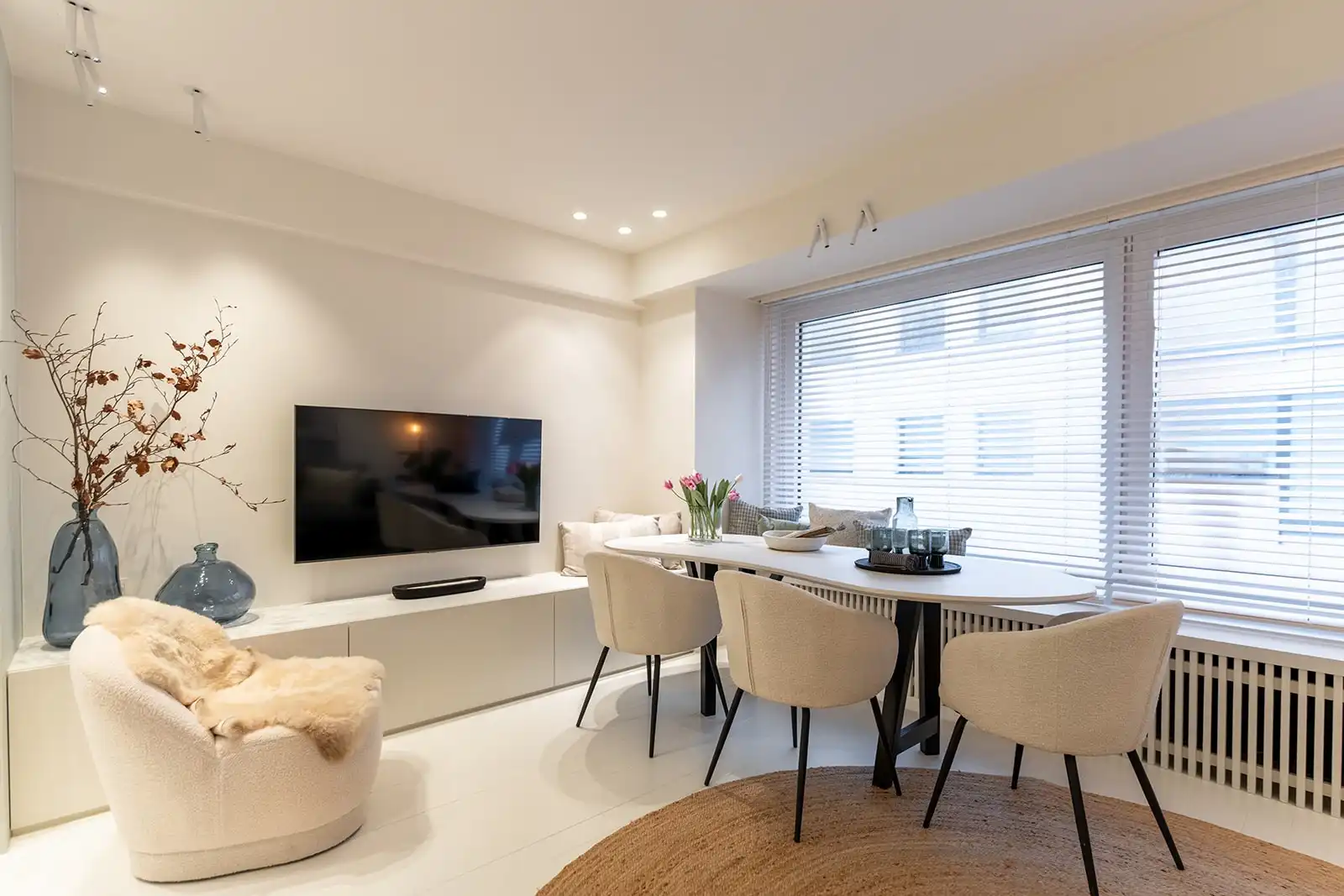 Leuk gerenoveerd appartement met zijdelings zeezicht gelegen vlakbij de Kustlaan. foto 4