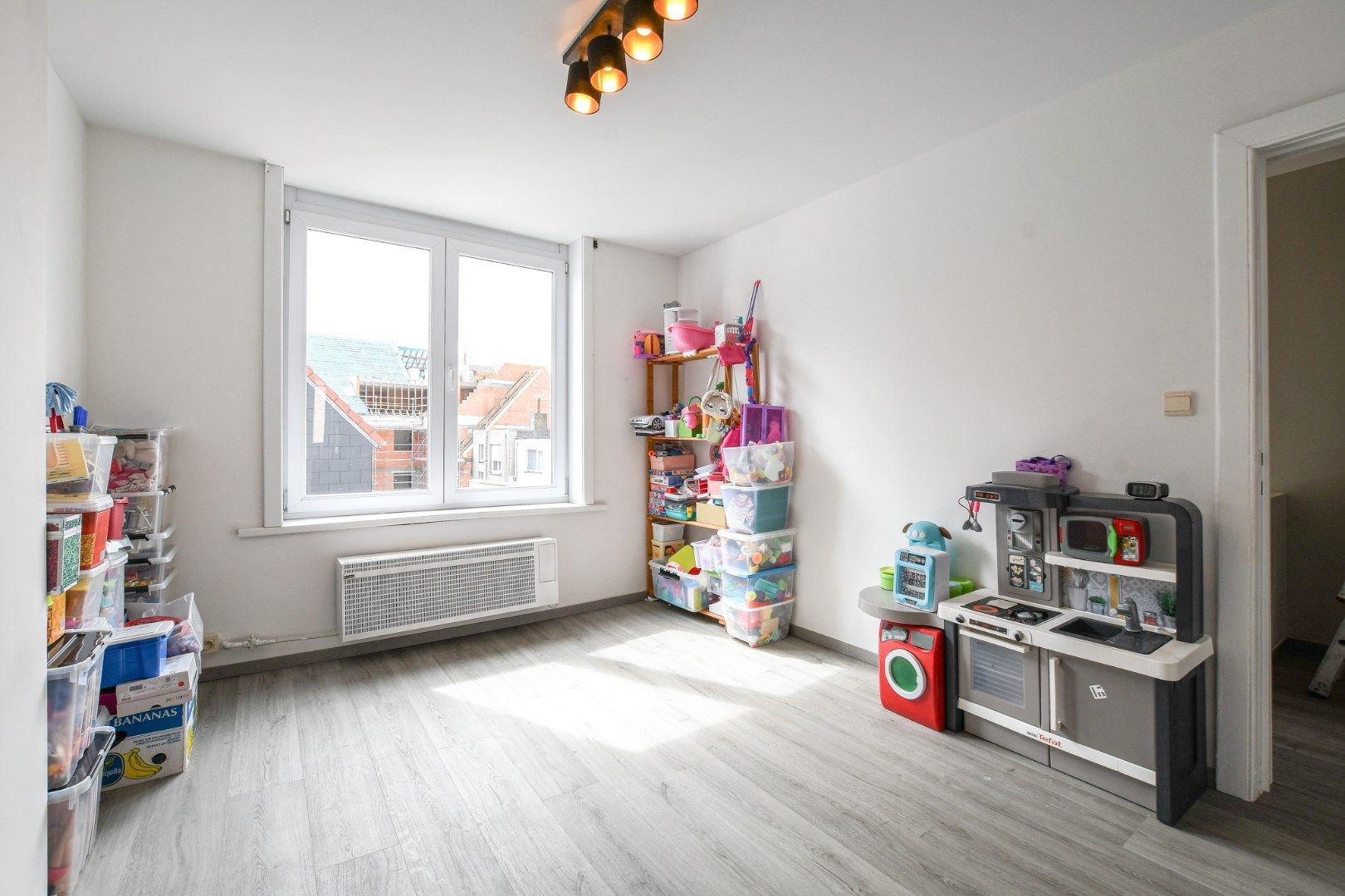 Ruime woning op 50 meter van de zee in Blankenberge foto 24