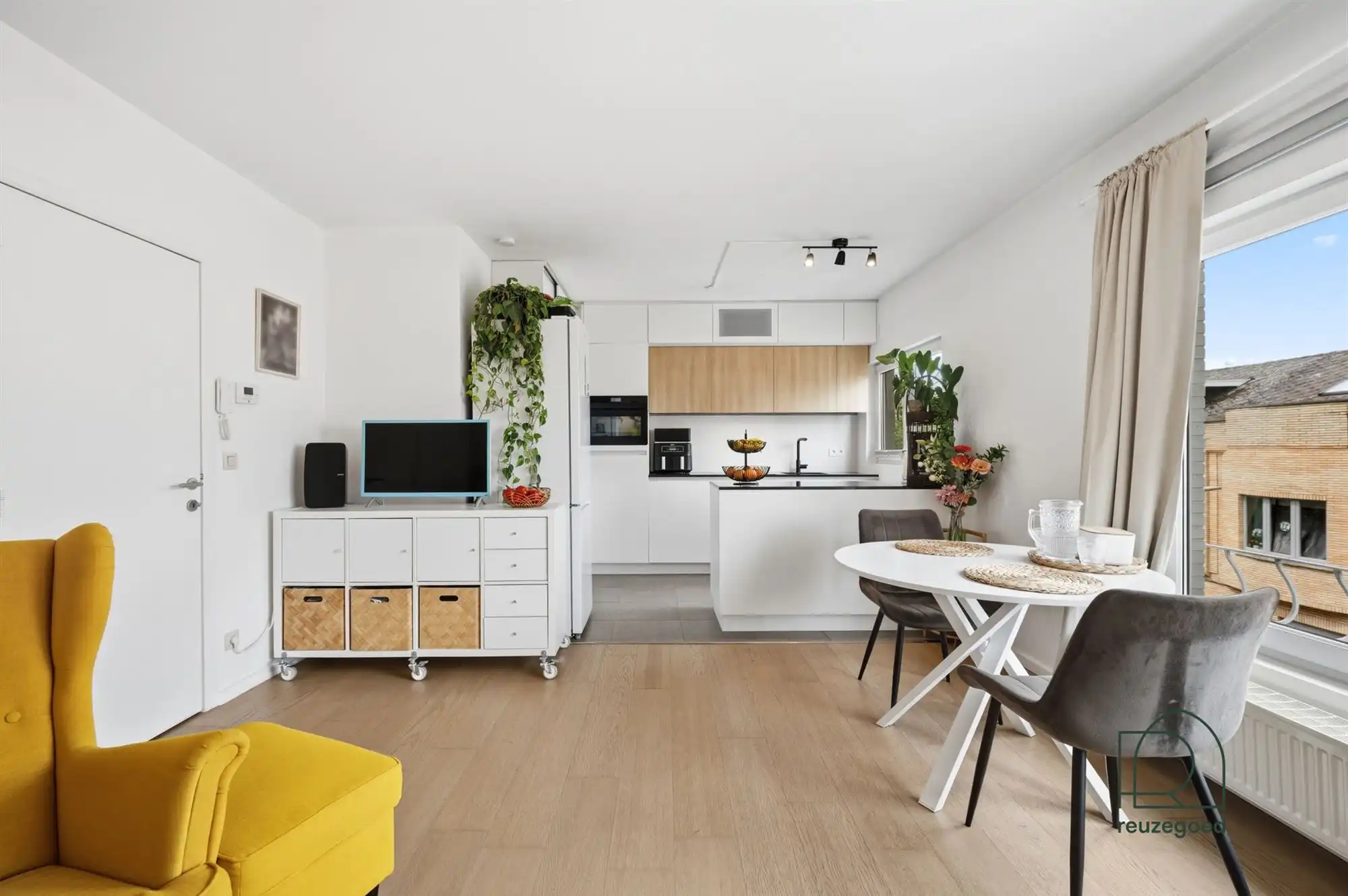 Leuk modern appartement met twee slaapkamers dichtbij centrum Mechelen foto 3