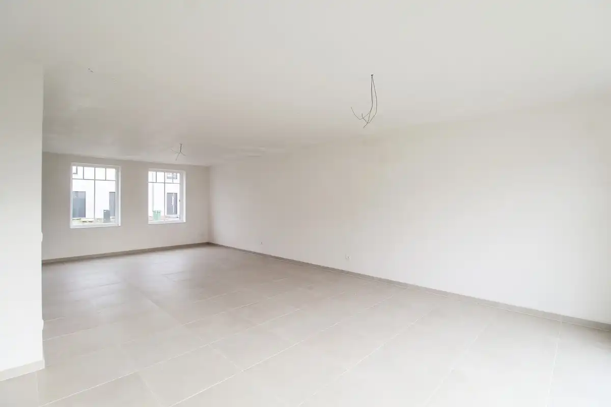 Laatste instapklare nieuwbouwwoning te Wevelgem foto 8