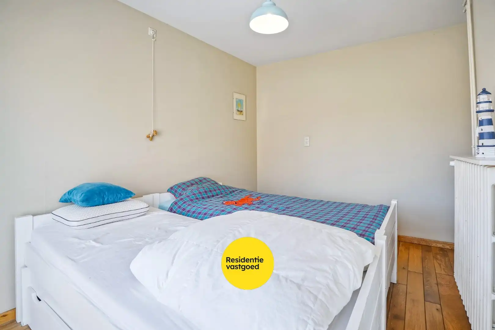 Instapklaar en lichtrijk 3-slaapkamerappartement (109 m²) met terras en privé-parkeerplaats te Oostduinkerke.  foto 12
