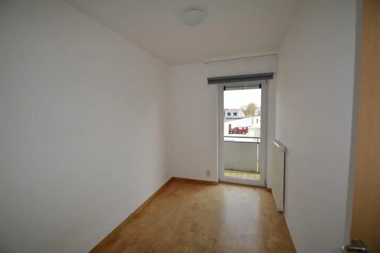 APPARTEMENT MET 2 SLK, TERRAS EN  GARAGEBOX! foto 6