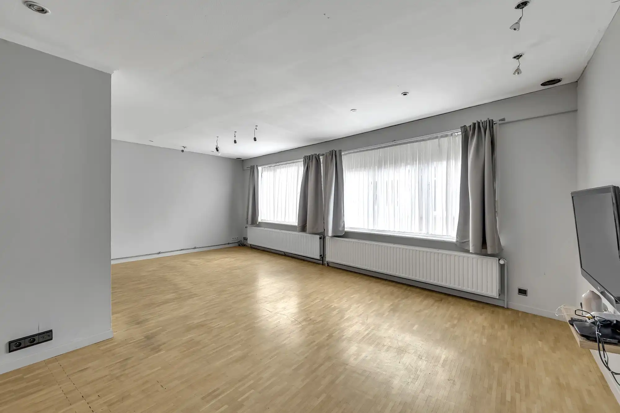 Multifunctionele rijwoning in centrum Liedekerke foto 10