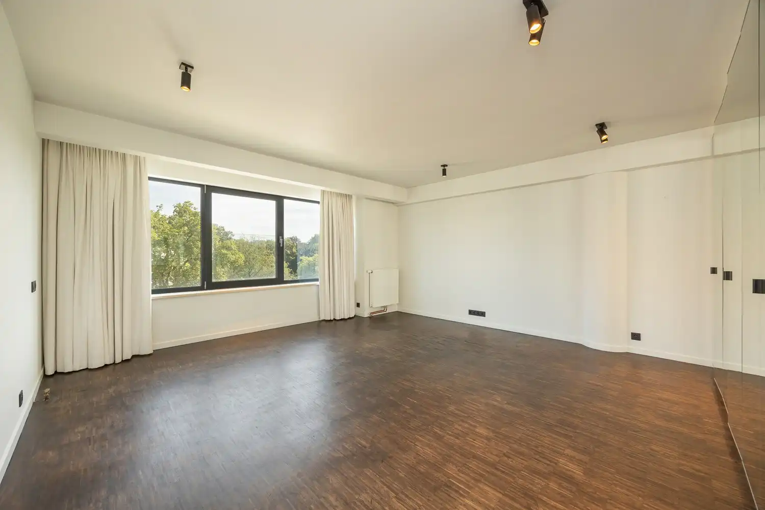 Luxueus en energiezuinig hoekappartement (260m²) op de 6de verdieping met prachtig uitzicht op het Stadspark foto 25