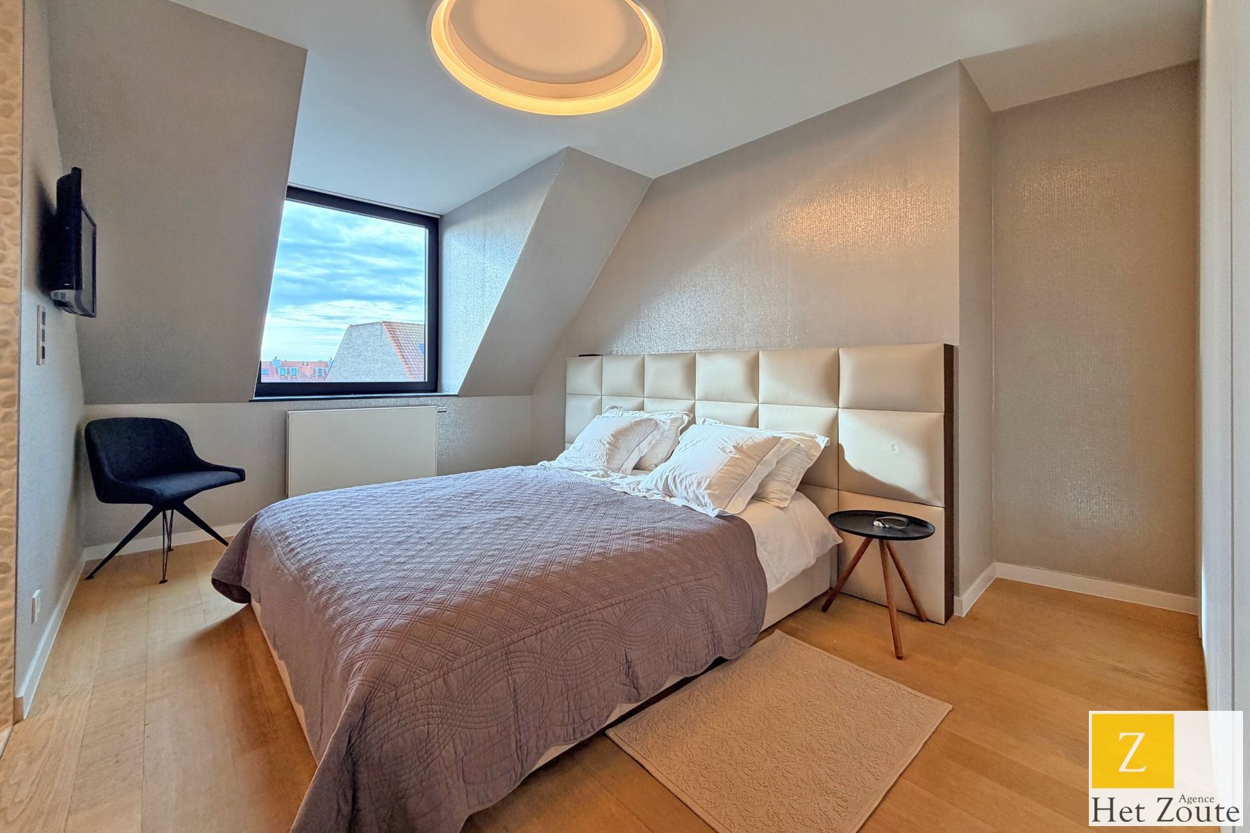 Uniek duplexappartement op enkele passen van de Zeedijk foto 25