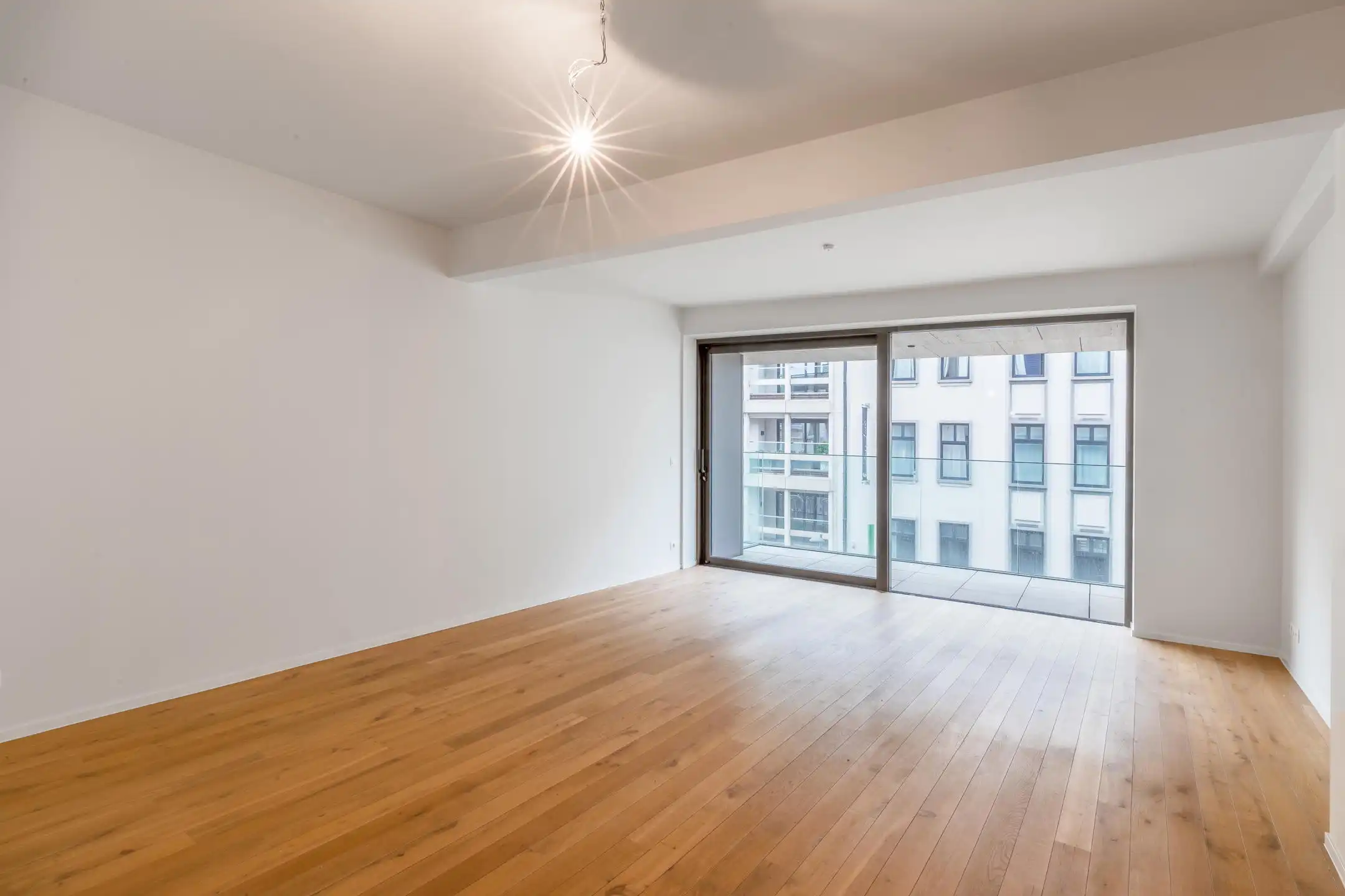 Exclusief gemeubeld loft-appartement TE HUUR op AAA+ locatie foto 9