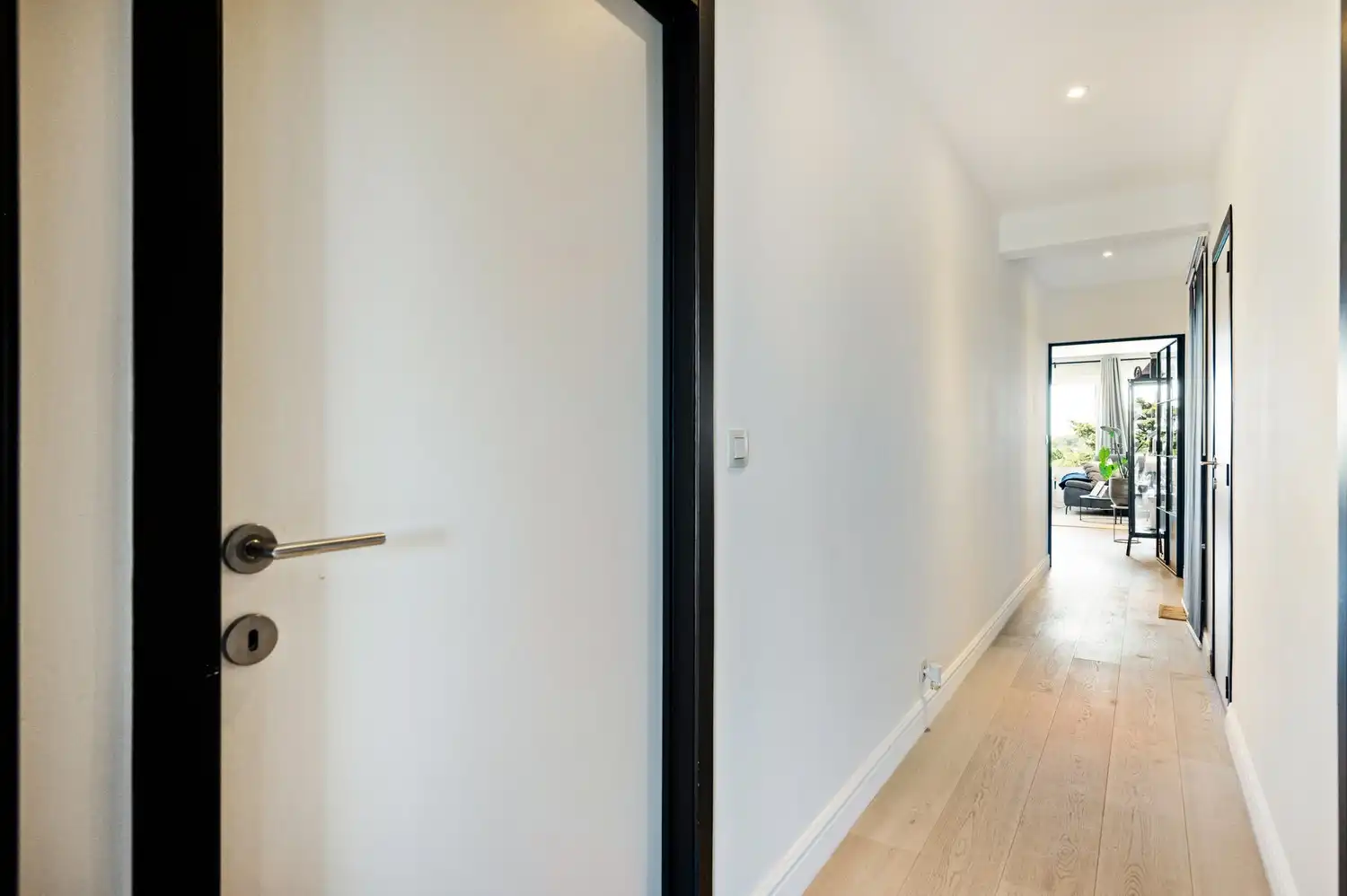 Twee slaapkamer appartement met open leefruimte te Mortsel foto 11
