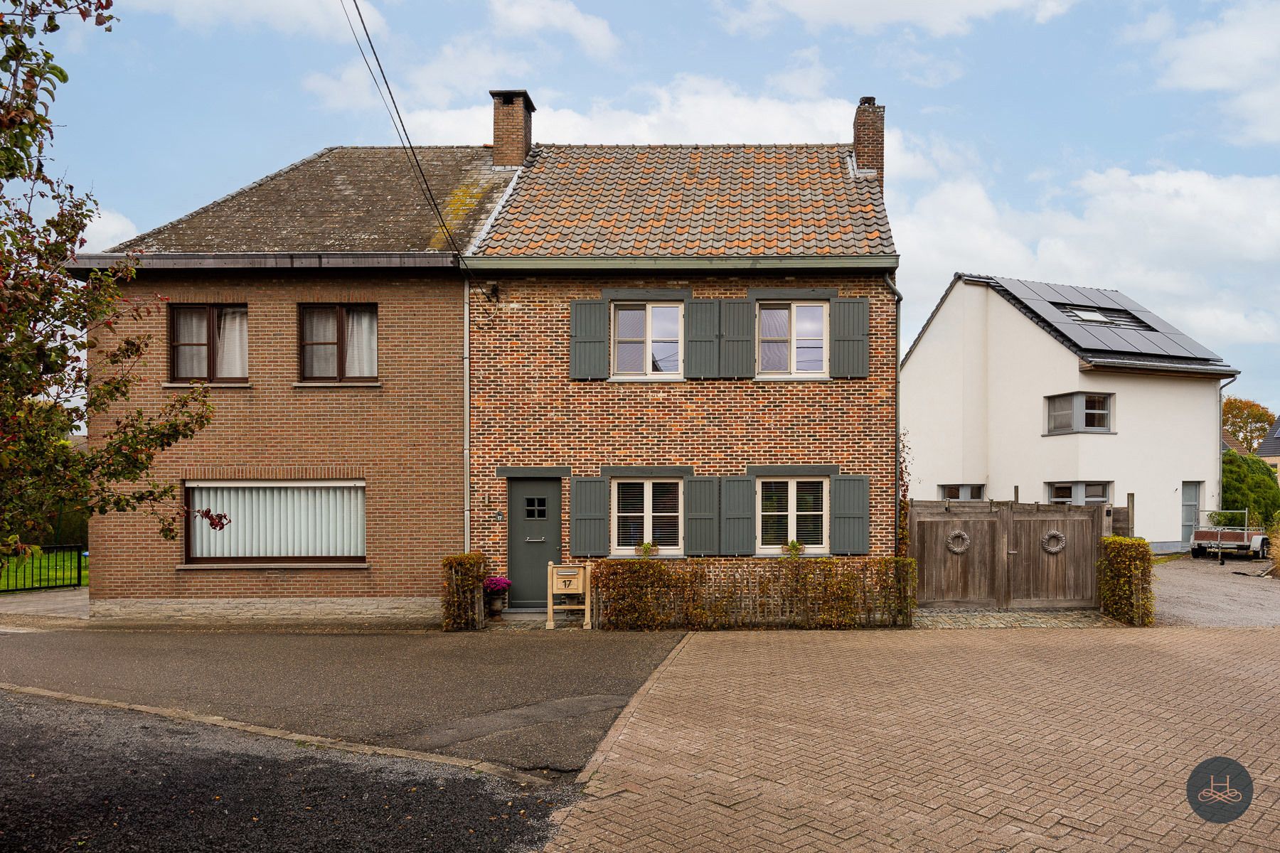 Landelijke woning in doodlopende straat foto {{pictureIndex}}