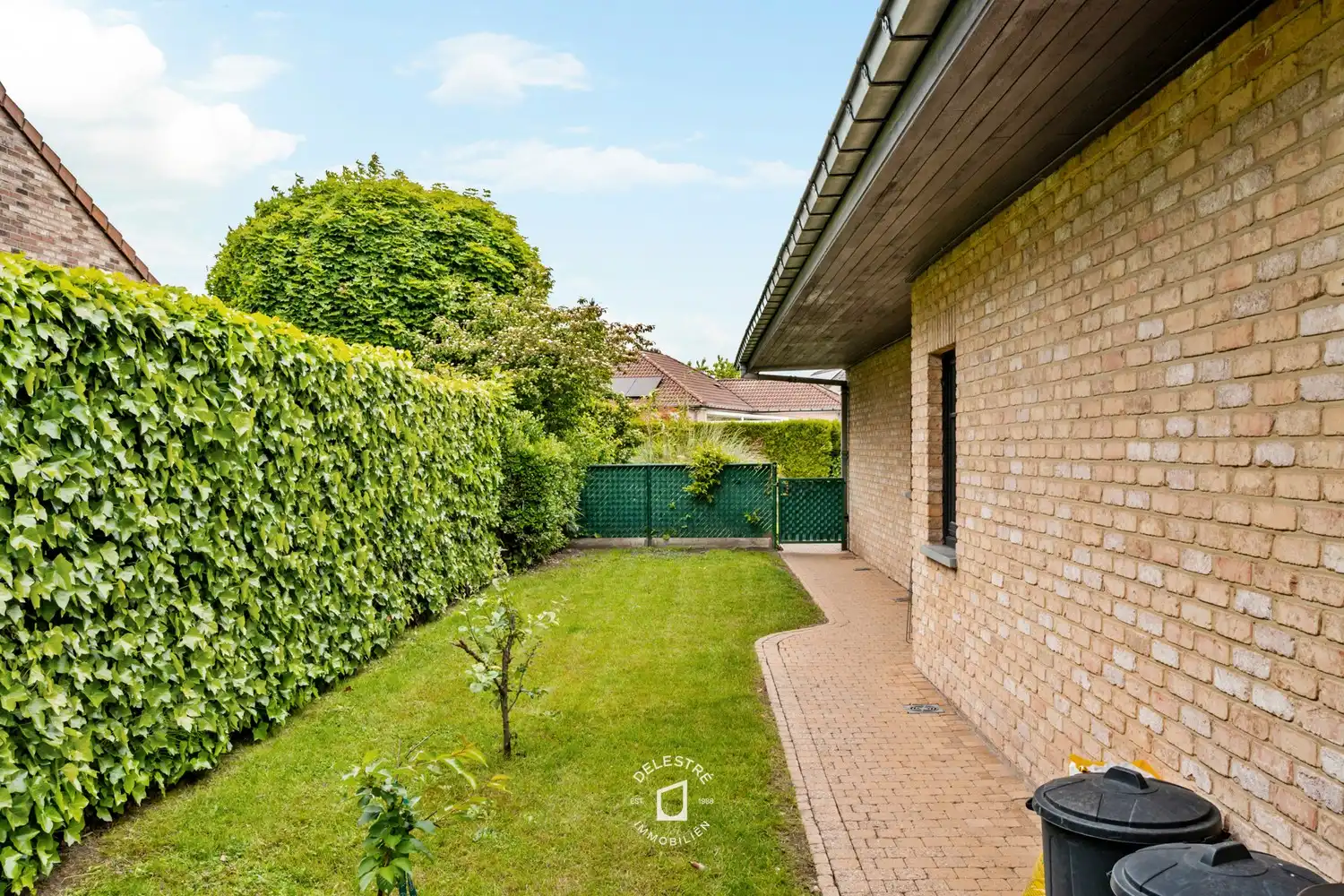 ENERGIEZUINIGE VILLA MET 6 SLAAPKAMERS IN RESIDENTIËLE BUURT foto 31