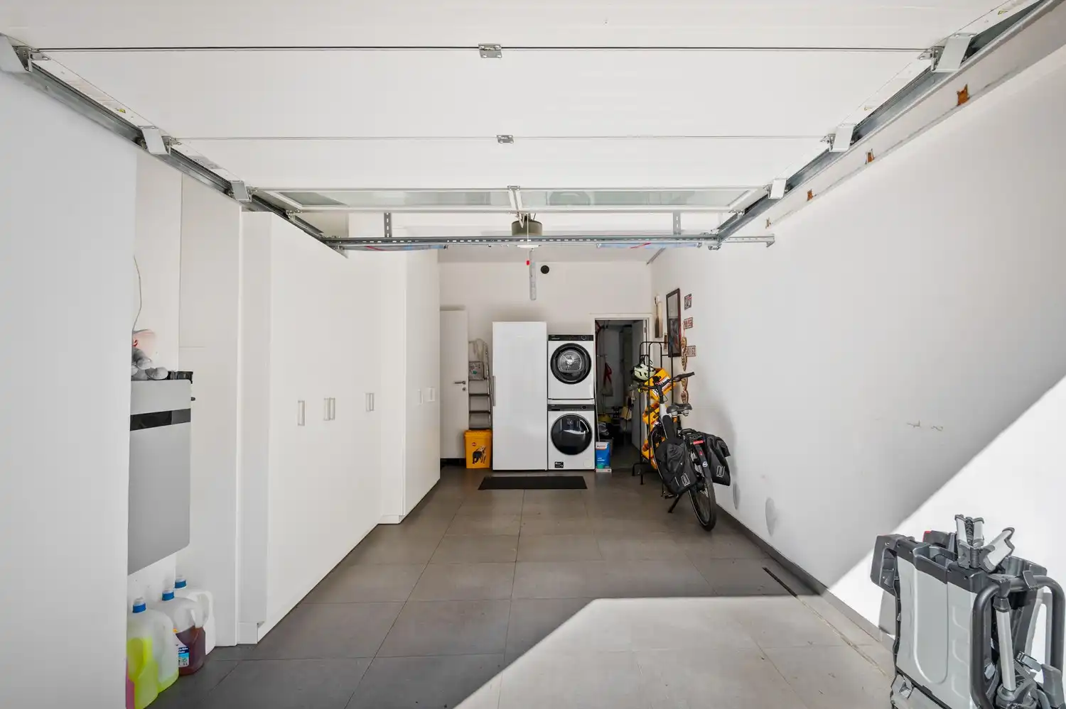 Instapklare woning met 4 slaapkamers, garage en tuin te Niel foto 9