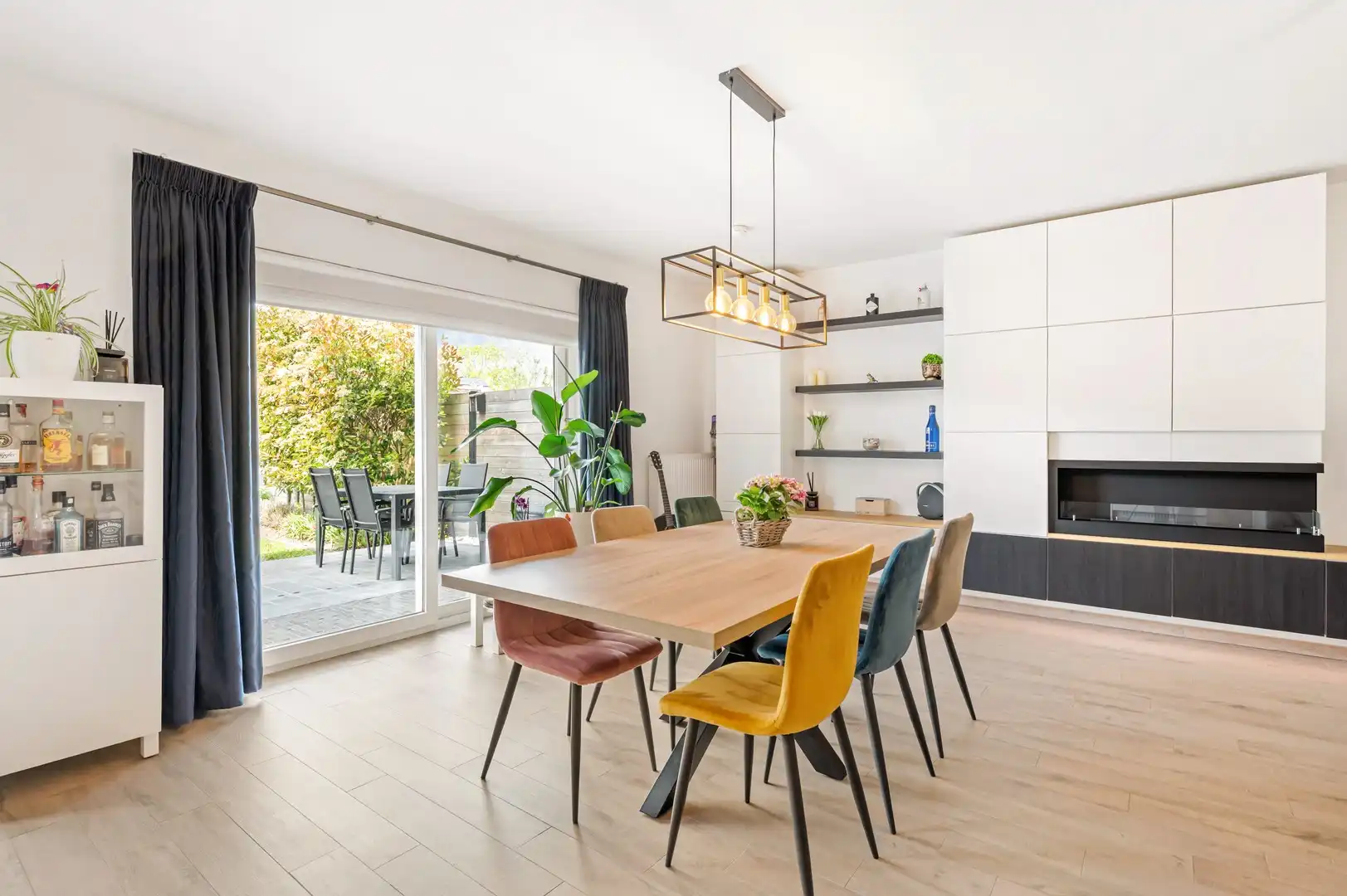 GLV-appartement Brasschaat met zonnige tuin en garage foto 6