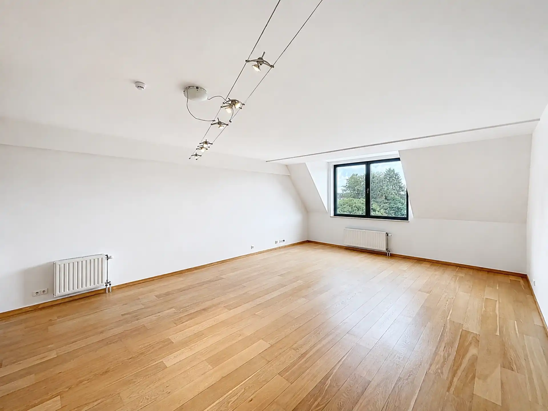 Mooi appartement met 2 slaapkamers in het hart van Waterloo foto 2