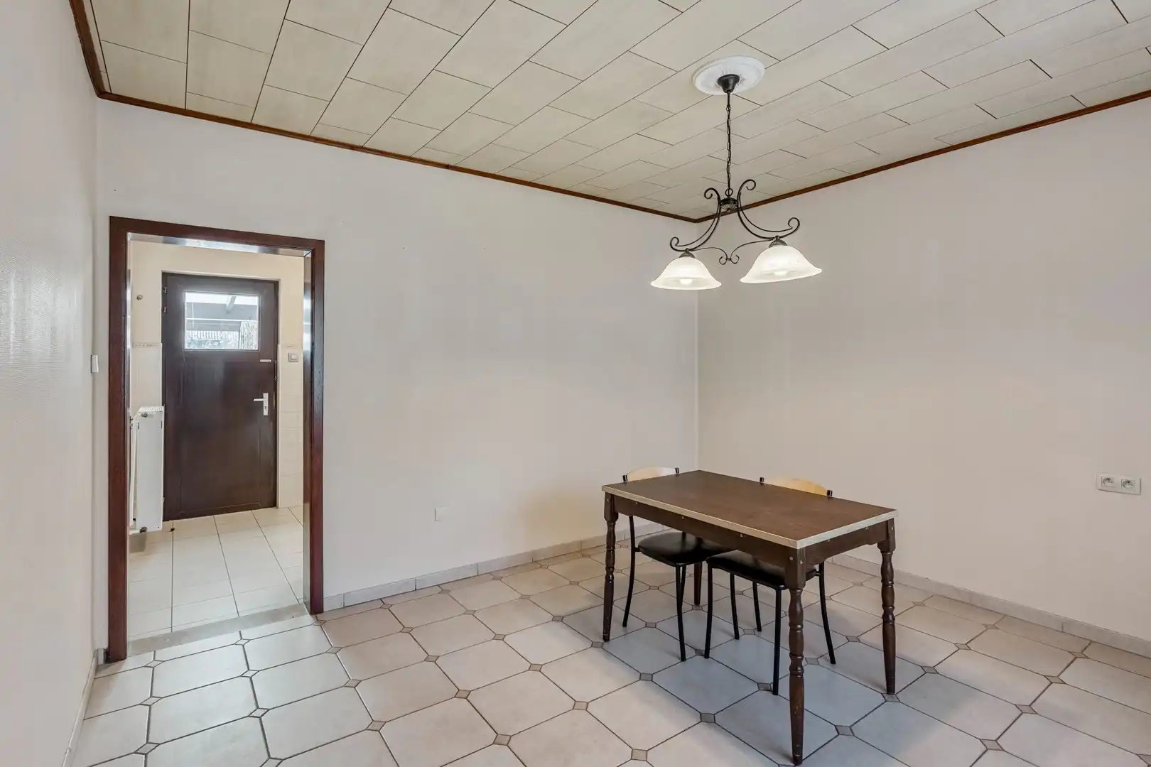 🏡&nbsp;Knusse woning met 4 slaapkamers en veel potentieel te Houthalen foto 5