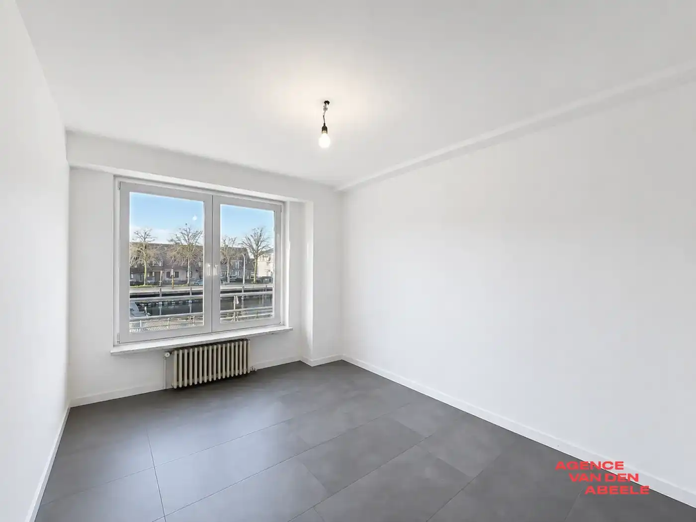 Prachtig gelegen appartement met 2 slaapkamers en zicht op de Damse Vaart  foto 5