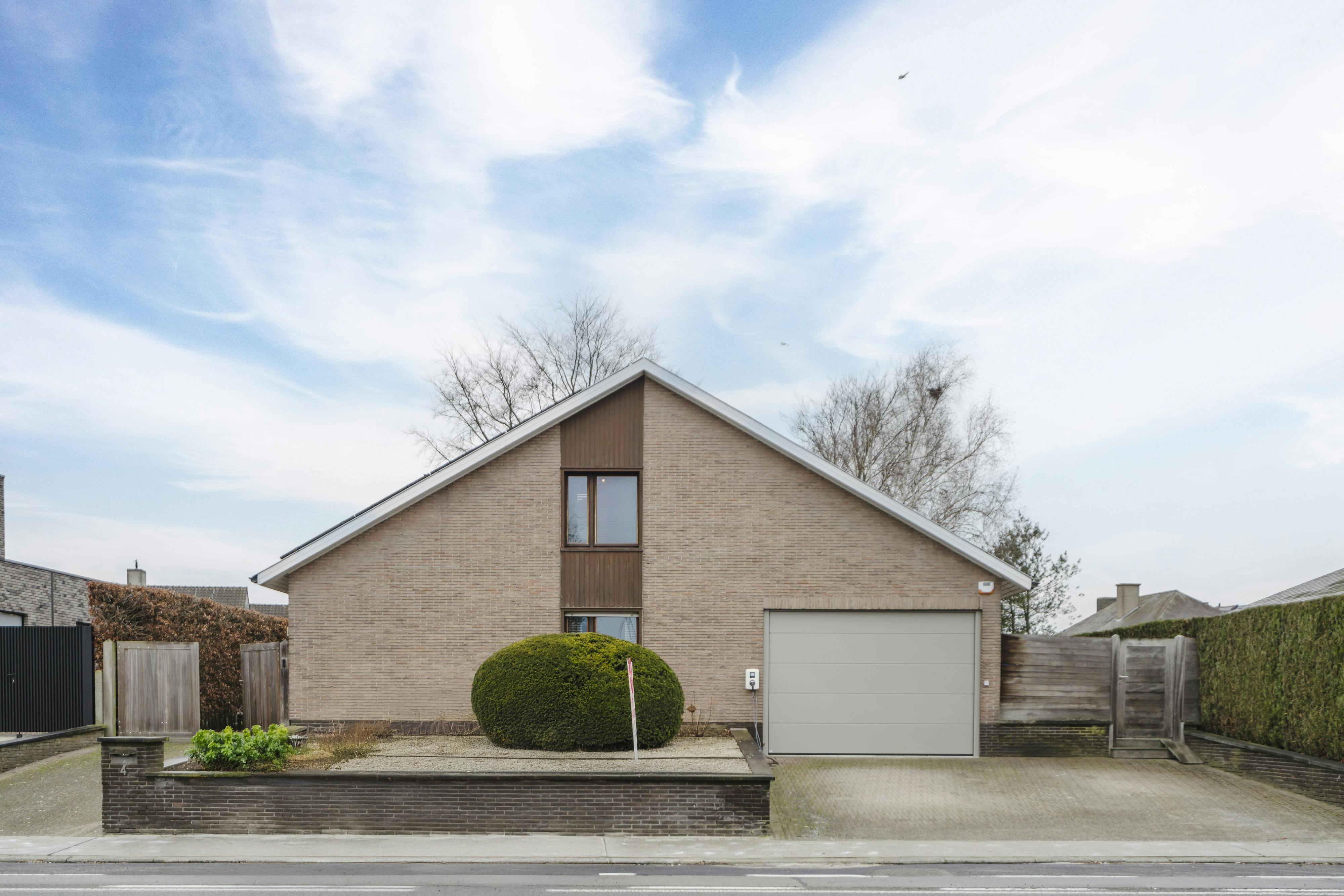 Instapklare villa te koop in Harelbeke foto 2