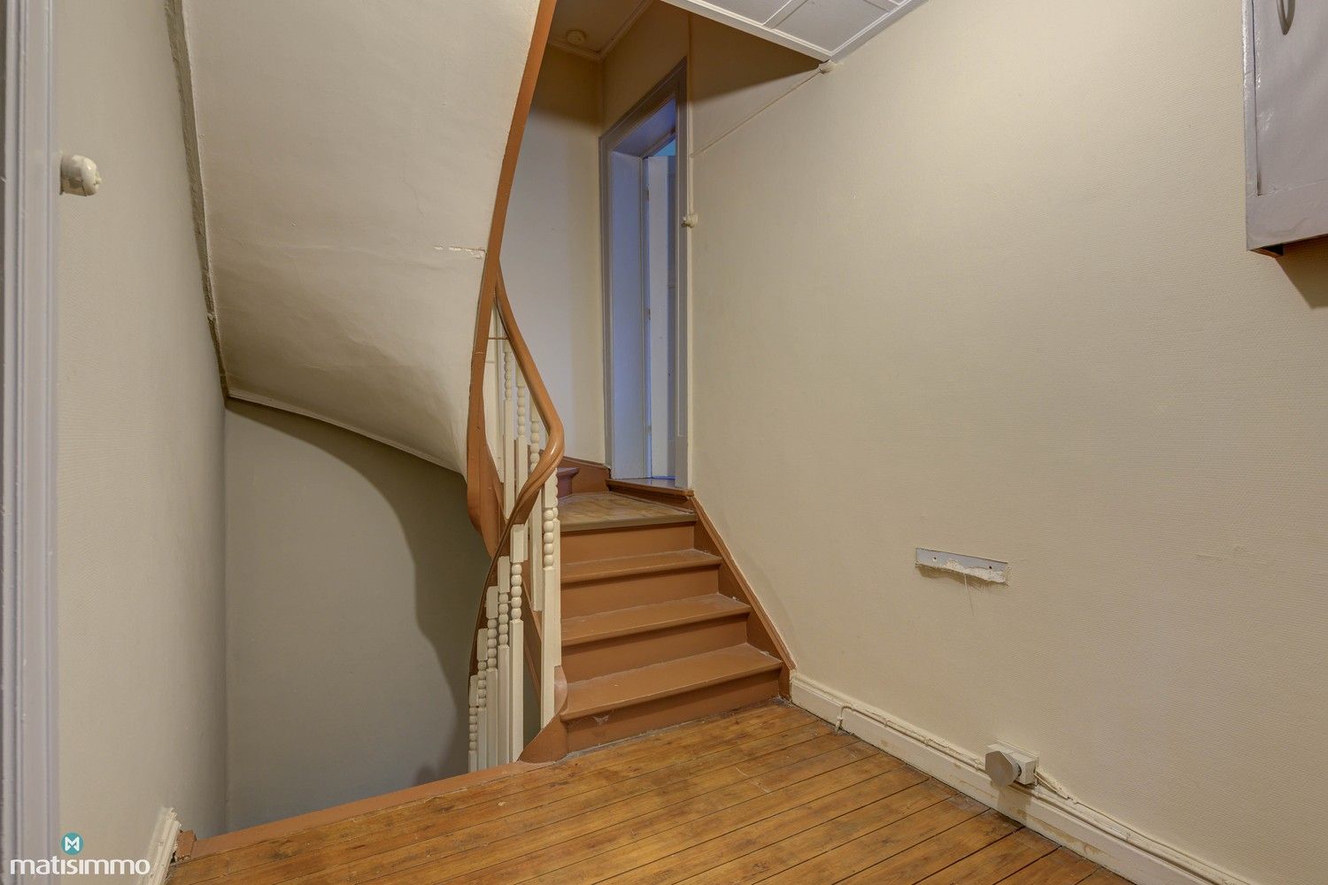 KARAKTERVOLLE WONING MET 5 SLAAPKAMERS EN RUIM PERCEEL TE GENK foto 27