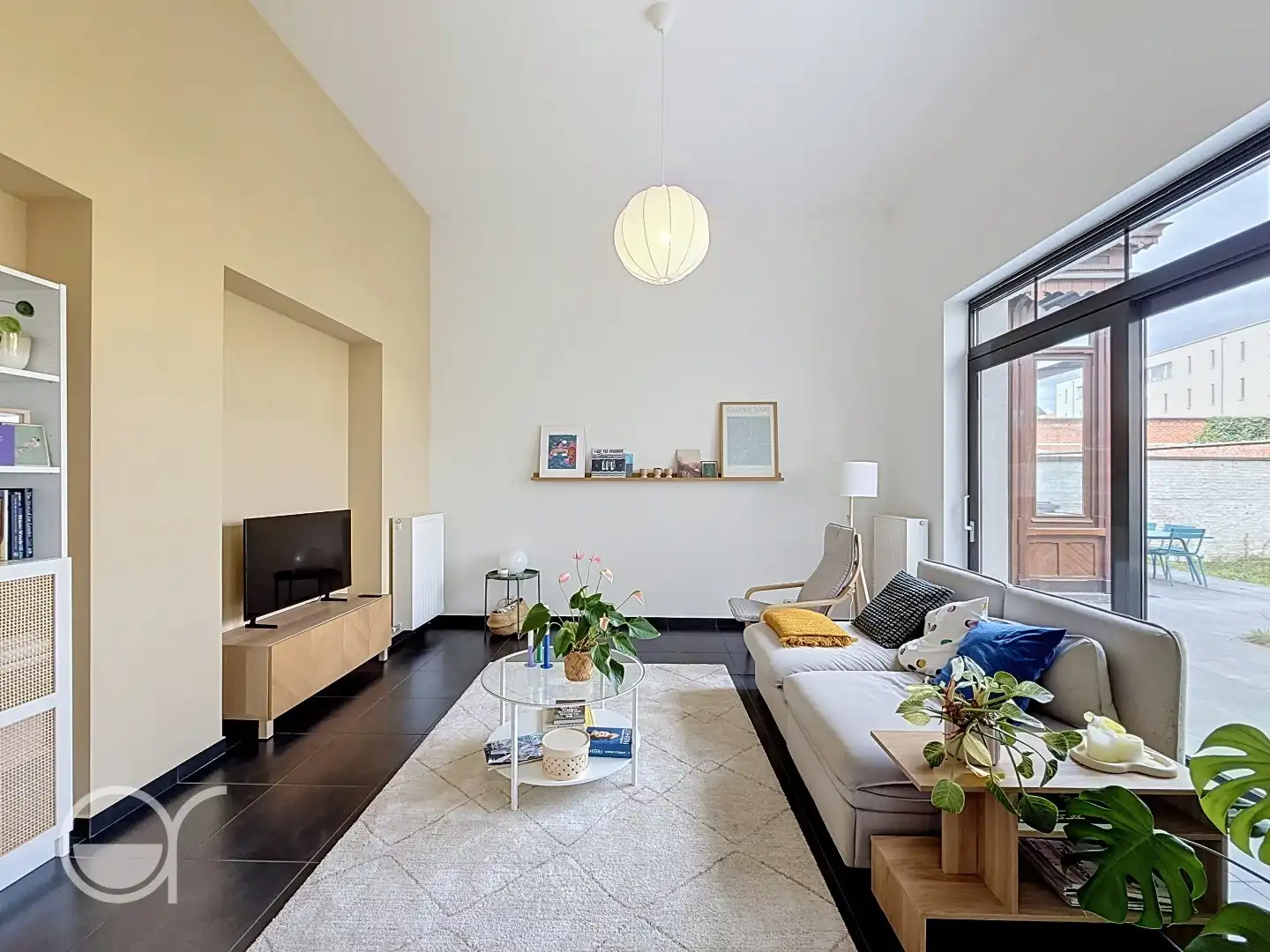 Ruim gelijkvloers appartement met terras, tuin en autostaanplaats in Gent foto 2