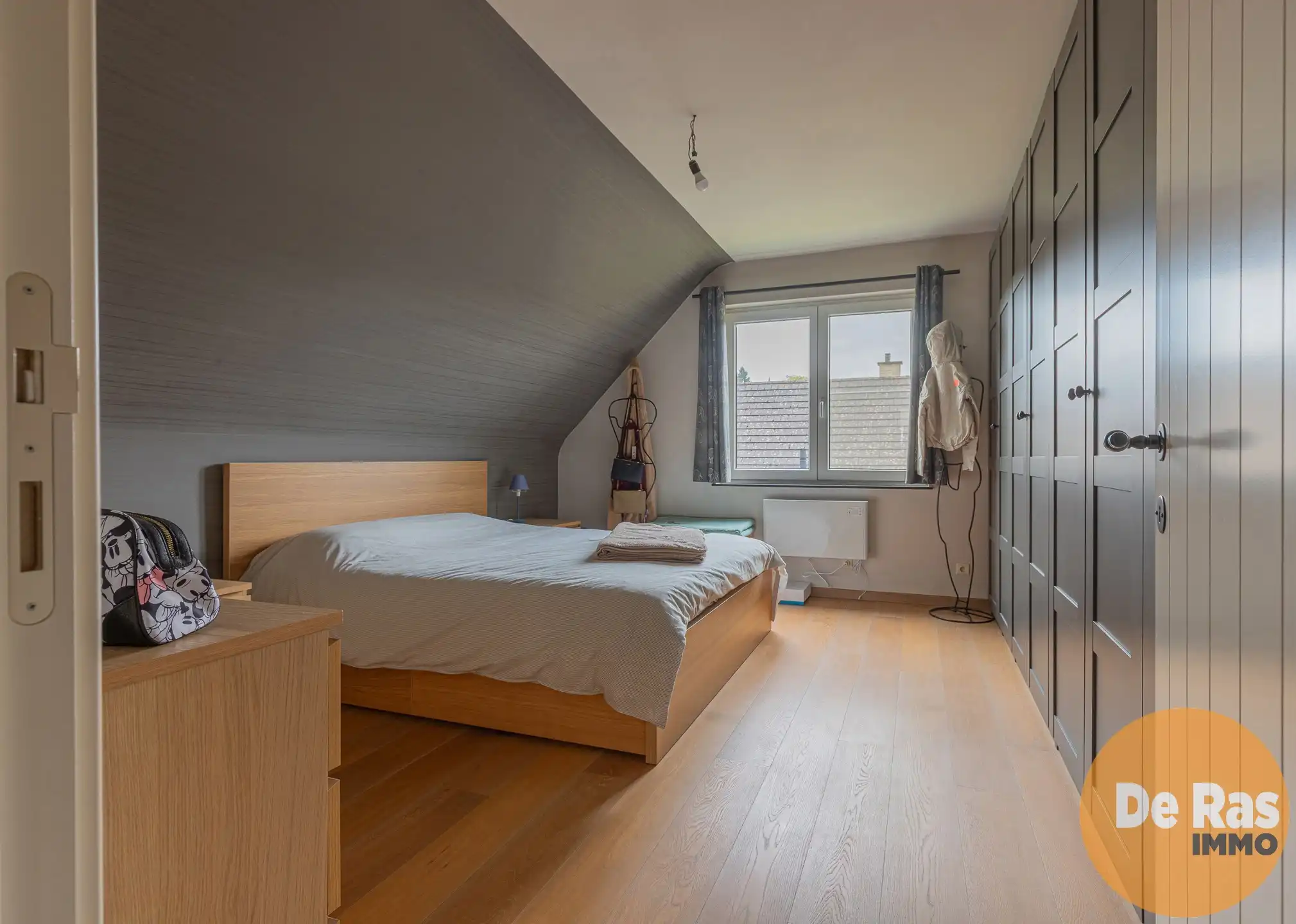 HERZELE- Degelijke open bebouwing met verrassend veel ruimte foto 14