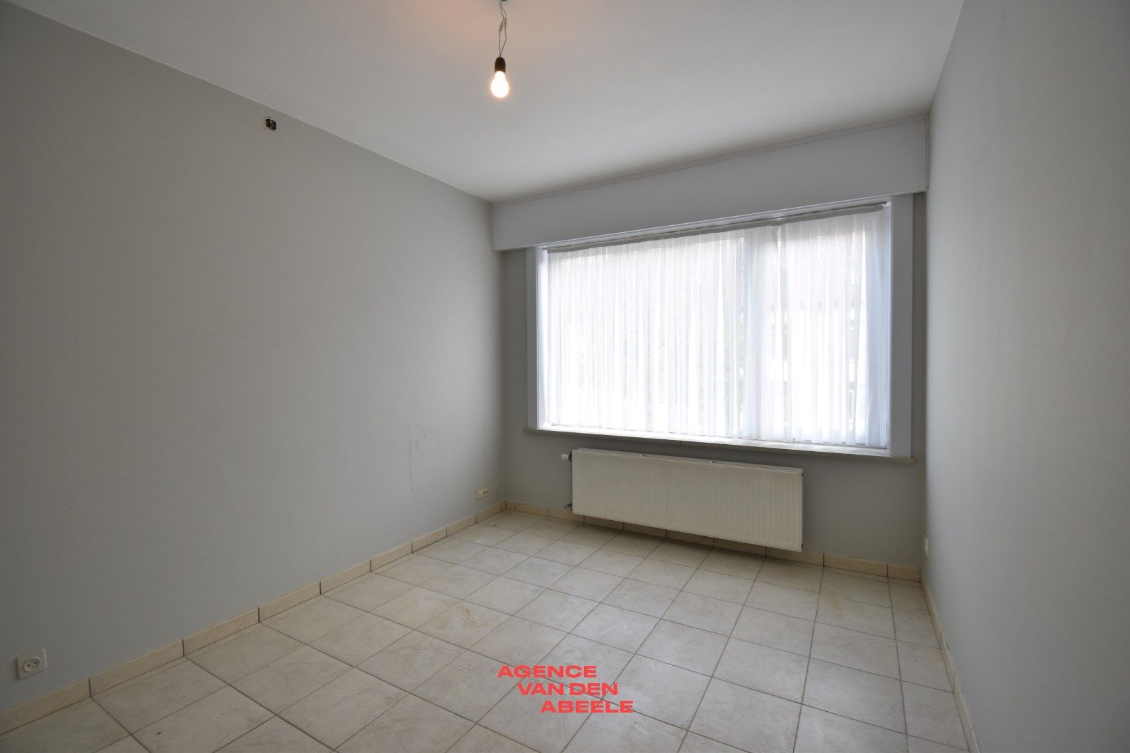 Ruim en hedendaags appartement net buiten Brugge foto 6