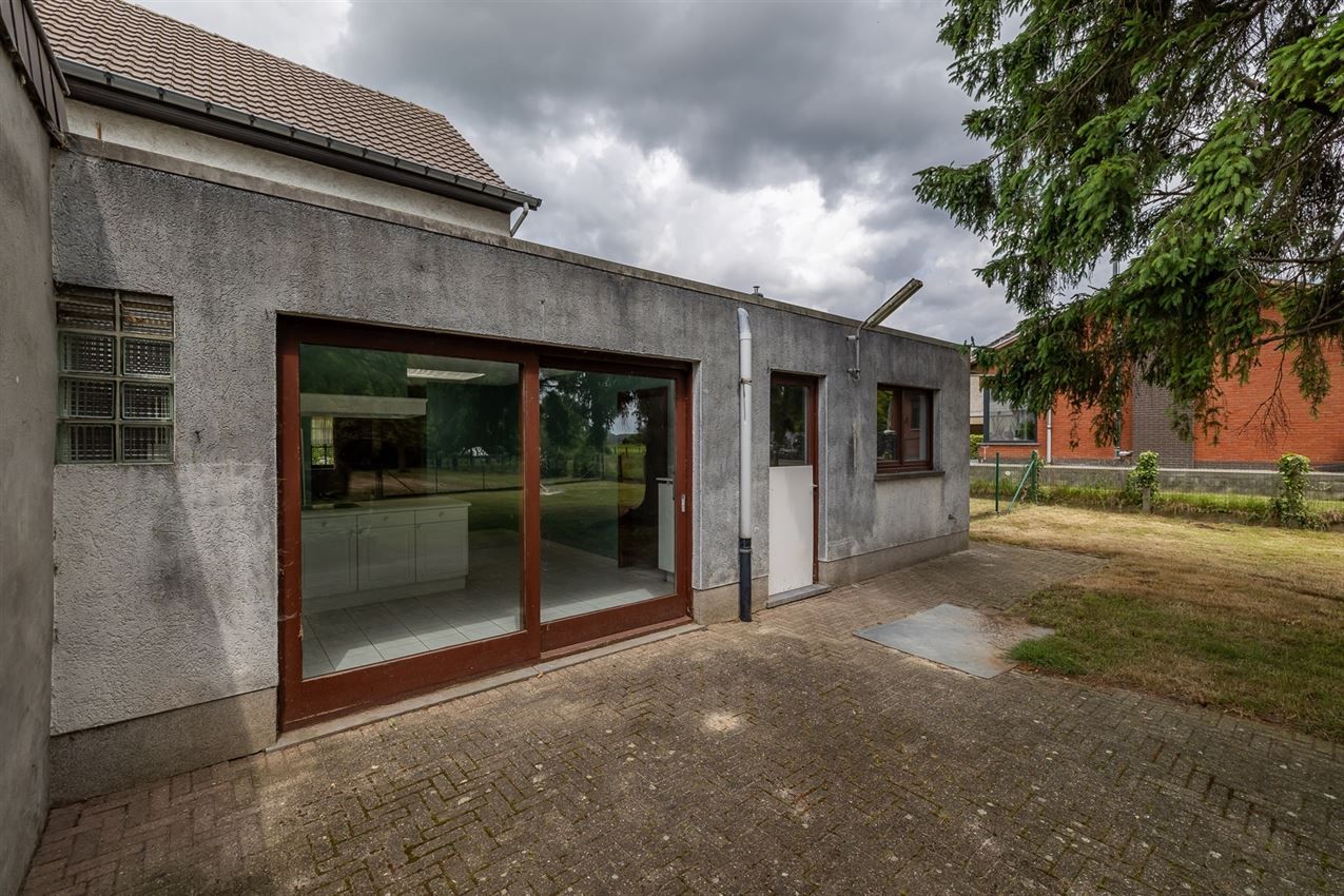 2 slpk,op 1114 m², mogelijkheid aankoop achterliggende landbouwgrond foto 6