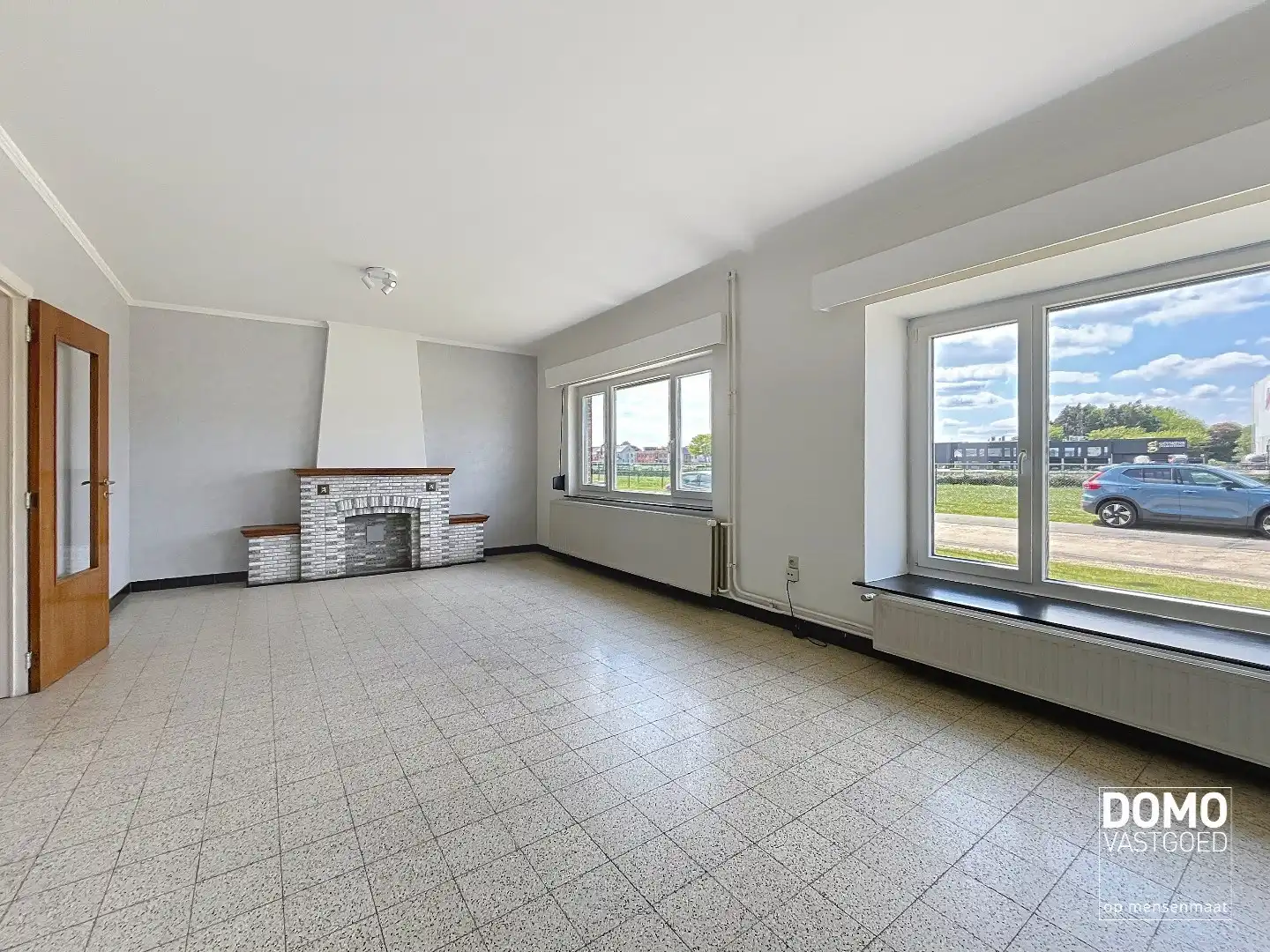 RUIME WONING MET TUIN, GARAGE & 3 SLAAPKAMERS RUSTIG GELEGEN LANGS HET KANAAL MET EPC C TE BERINGEN foto 3