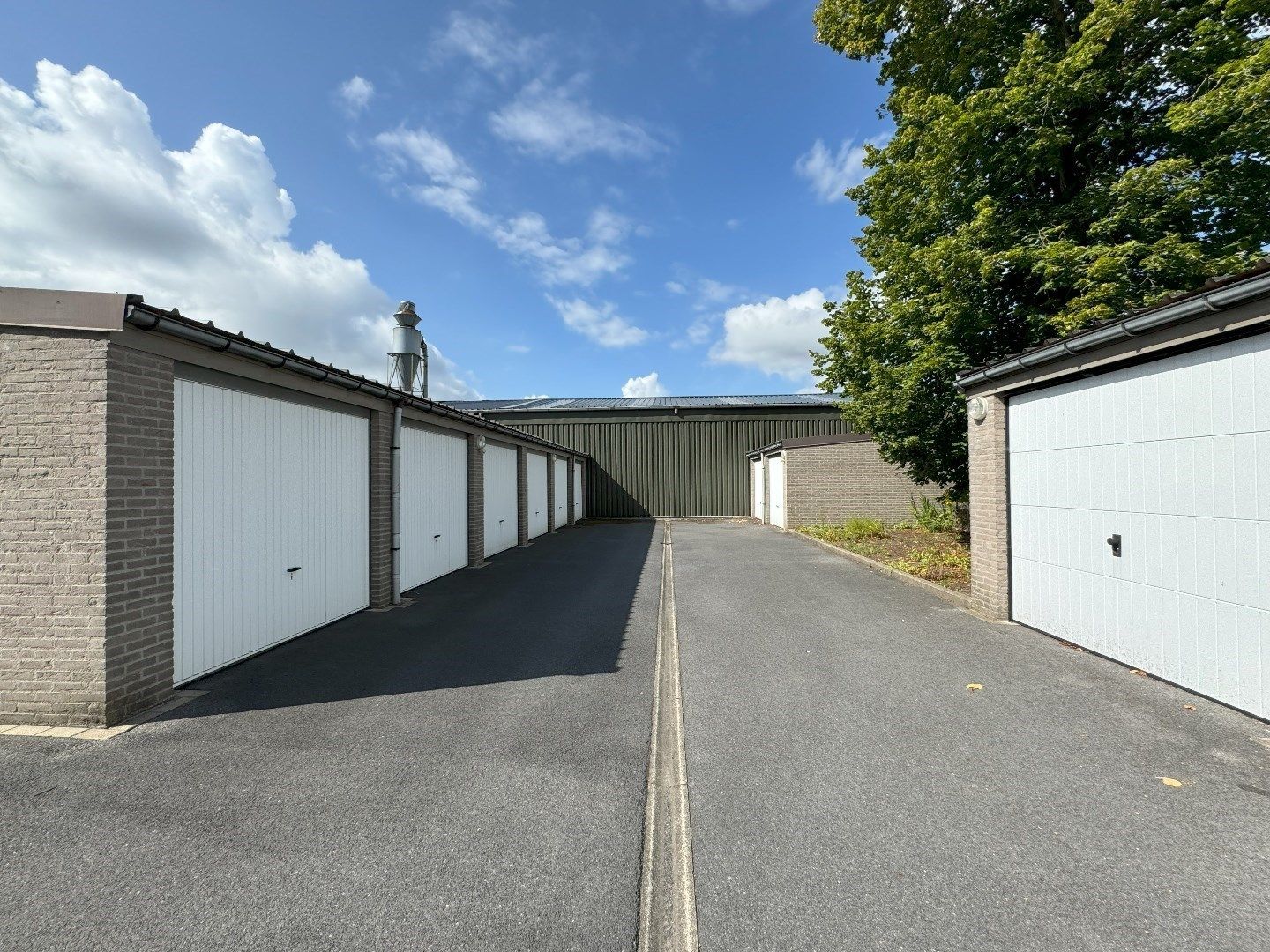RECENTE GARAGE IN HARTJE MEULEBEKE  foto 5