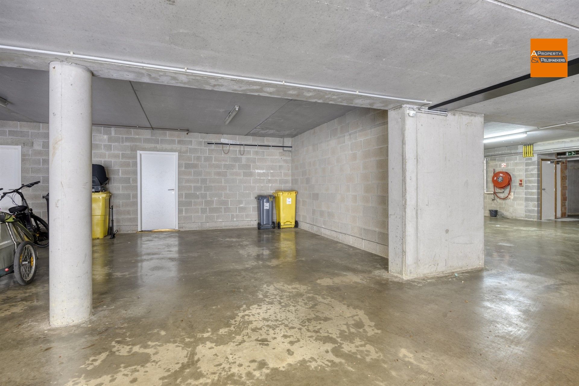 Gelijkvloers appartement met tuin en parking in het centrum van Meerbeek. foto 15
