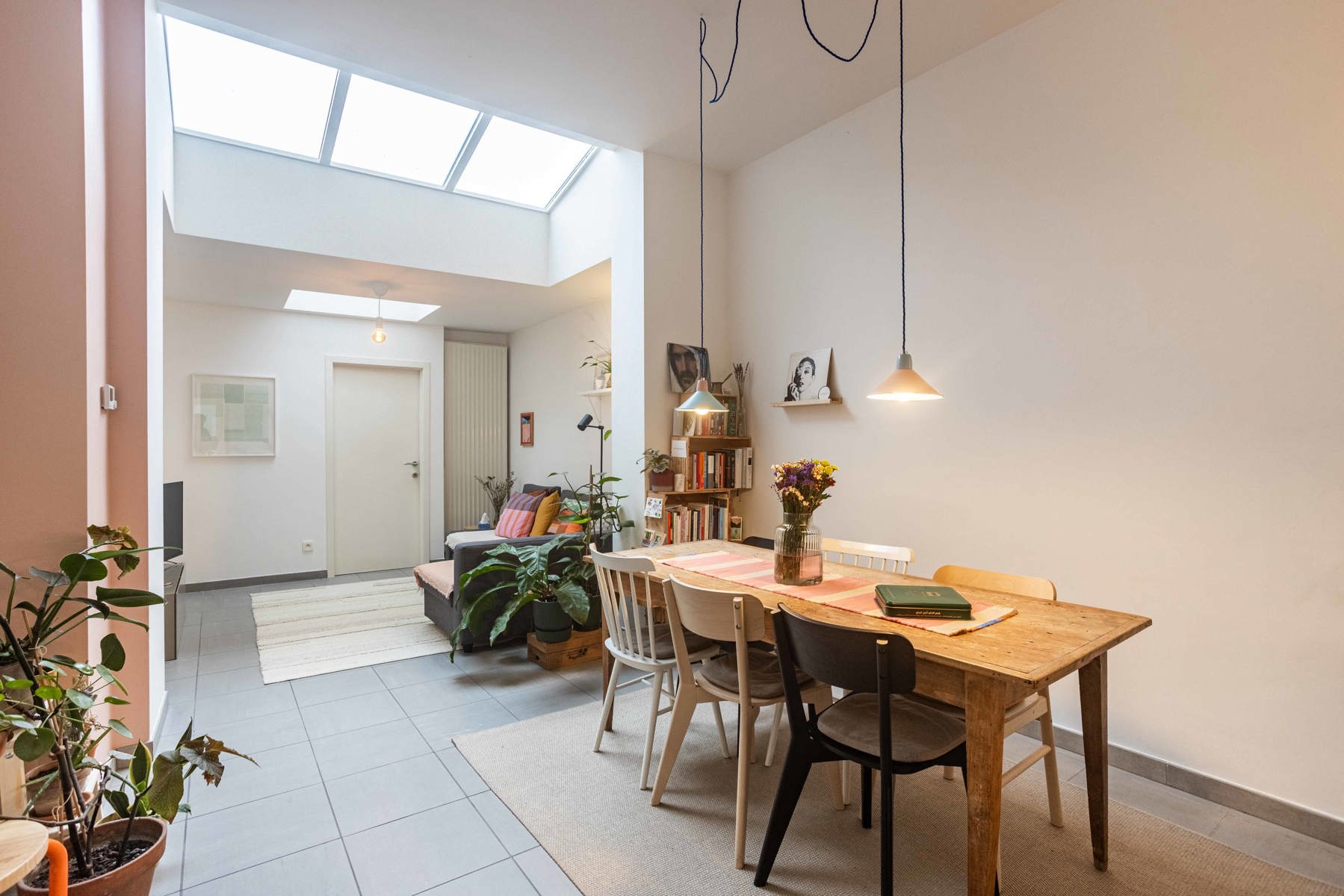 Gerenoveerd huis te koop in centrum Gent foto {{pictureIndex}}