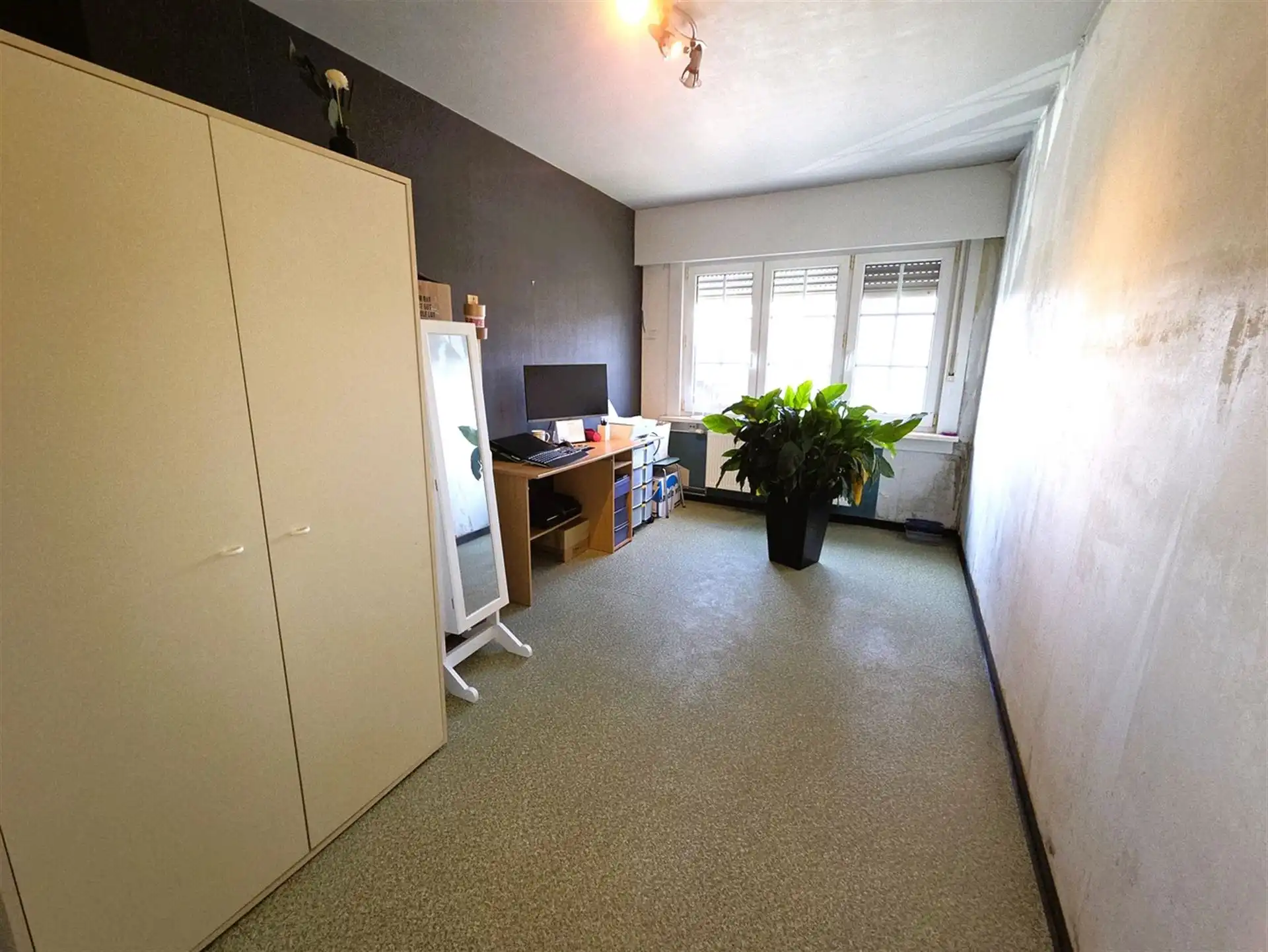 Leuke woning met 3 slaapkamers, garage en bijgebouw in de tuin foto 9