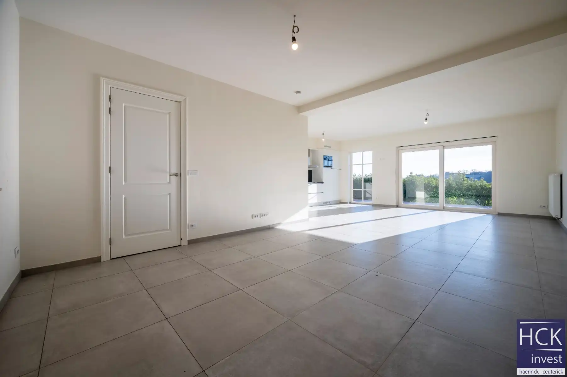 KRUISHOUTEM - Rustig gelegen ruime woning met groenzicht! foto 2