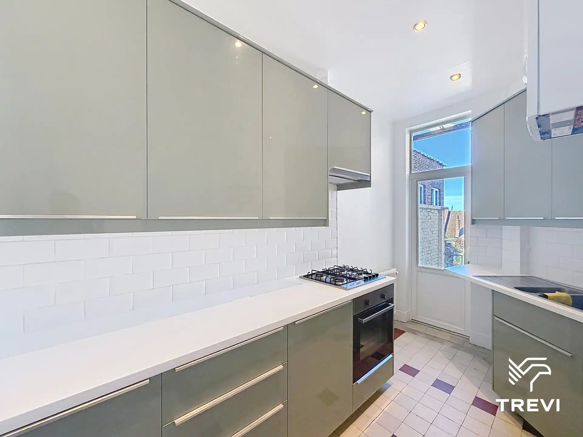 Gerenoveerd appartement met 1 slaapkamer foto 7