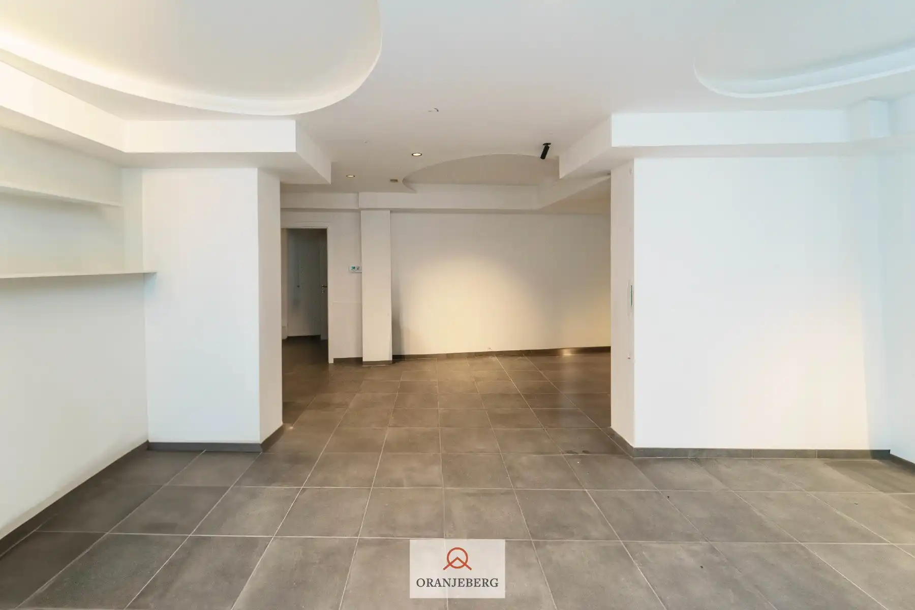 Kantoor gelijkvloers te huur in Gent foto 14