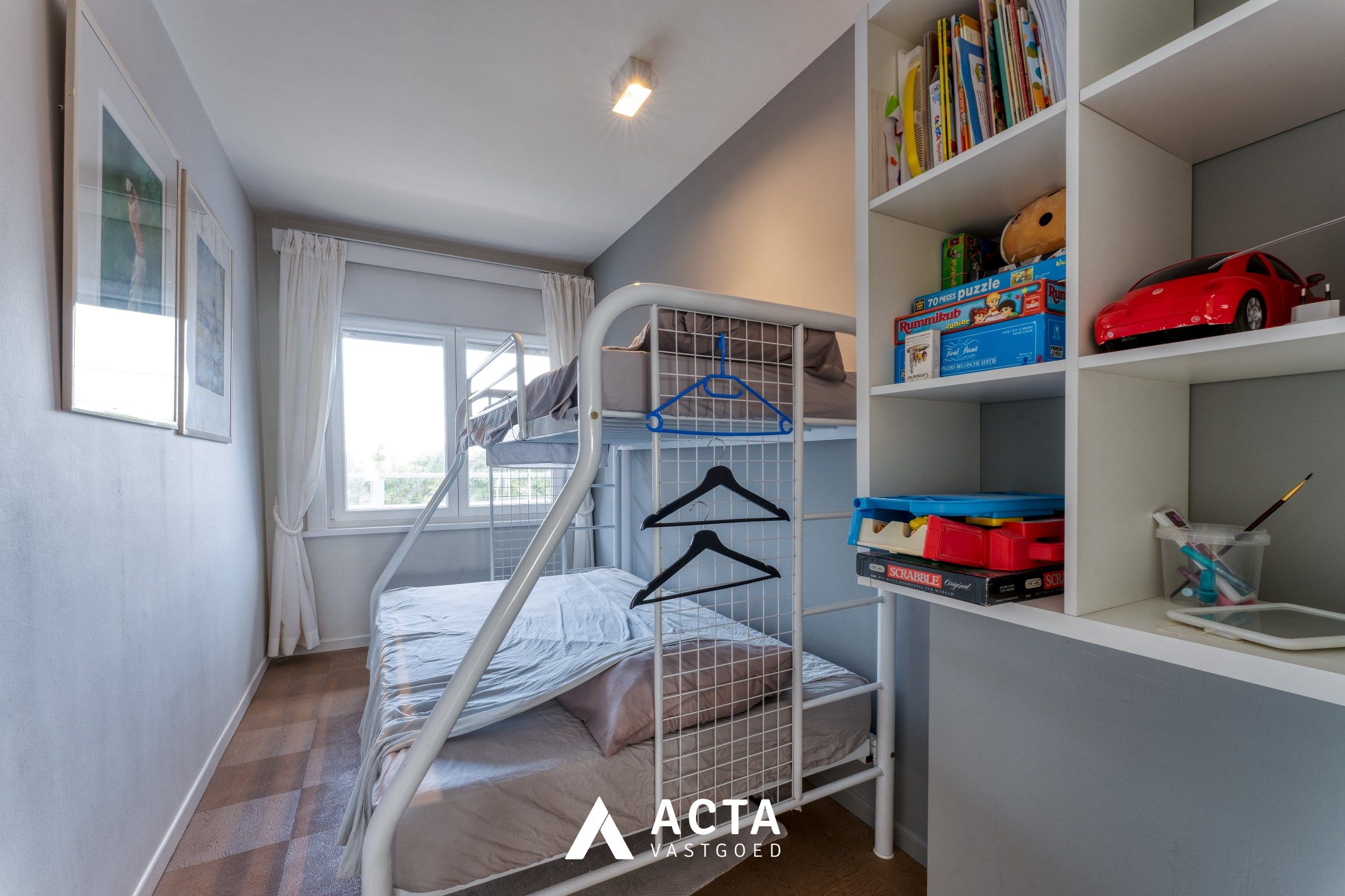 Gerenoveerd drie-slaapkamerappartement op de Zeedijk van Middelkerke foto 11