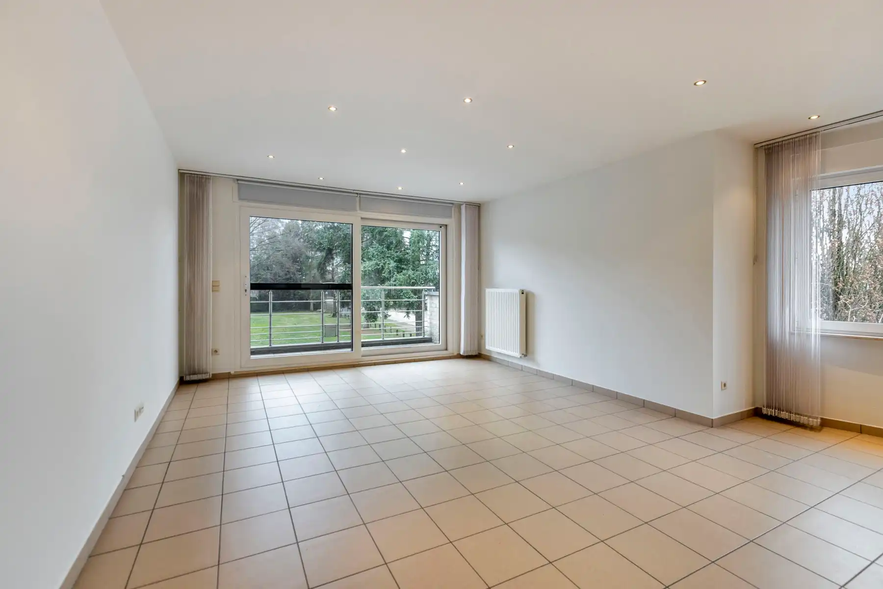 Zuid gelegen appartement met 2 slaapkamers + 2 parkings+2 bergings foto 7