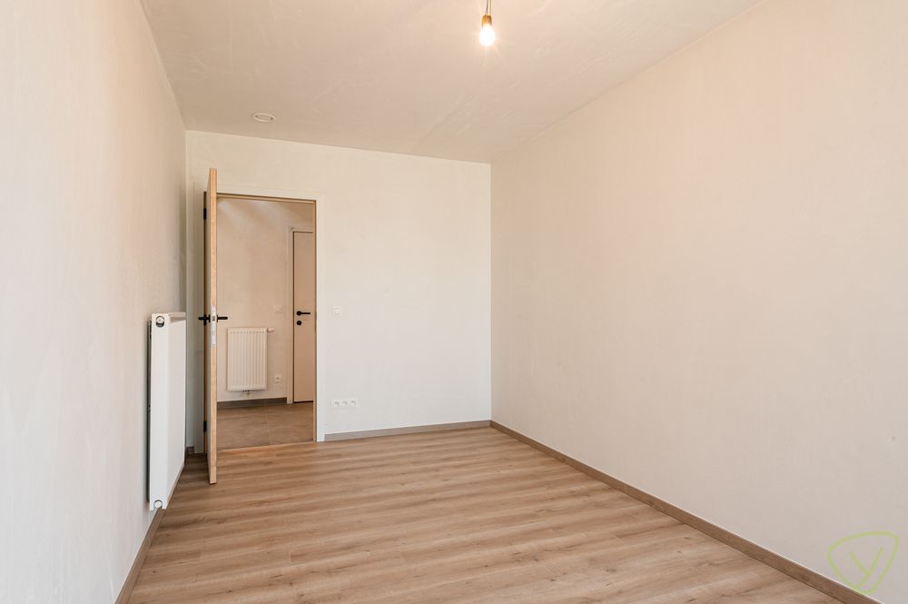 Nieuwbouw duplexappartement te koop in het centrum van Boekhoute foto 12