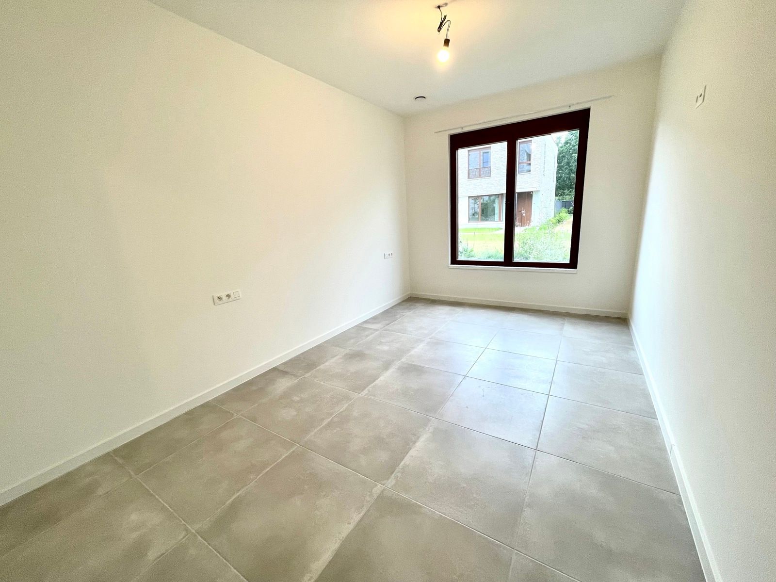 prachtig gelijkvloers 2-slaapkamer appartement foto 10