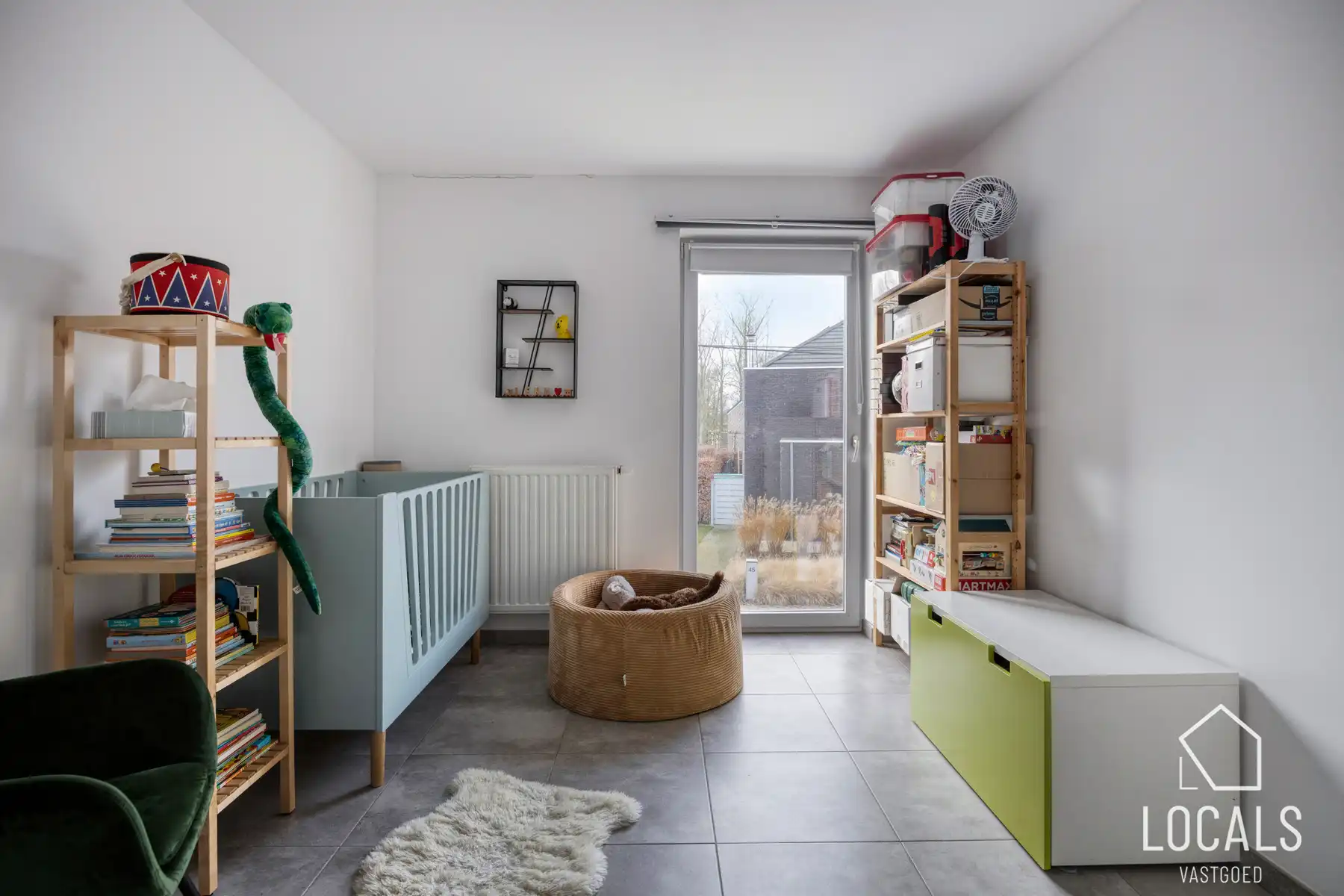 Recente instapklare HOB met garage, tuin en 3 slaapkamers foto 17