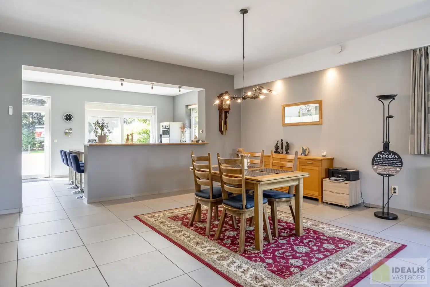 ZEER RUIM OPGEZETTE (481m²!) EN KNAP AFGEWERKTE EENGEZINSWONING OP RUSTIGE LOCATIE MET MAAR LIEFST 8!! SLAAPKAMERS foto 14