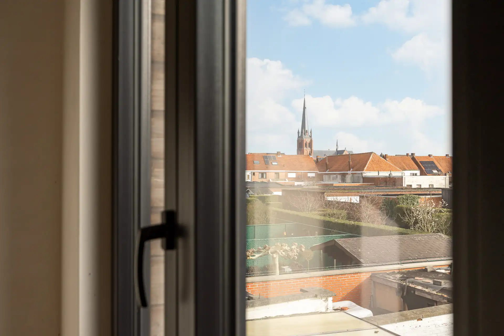 Vernieuwde arbeiderswoning foto 16