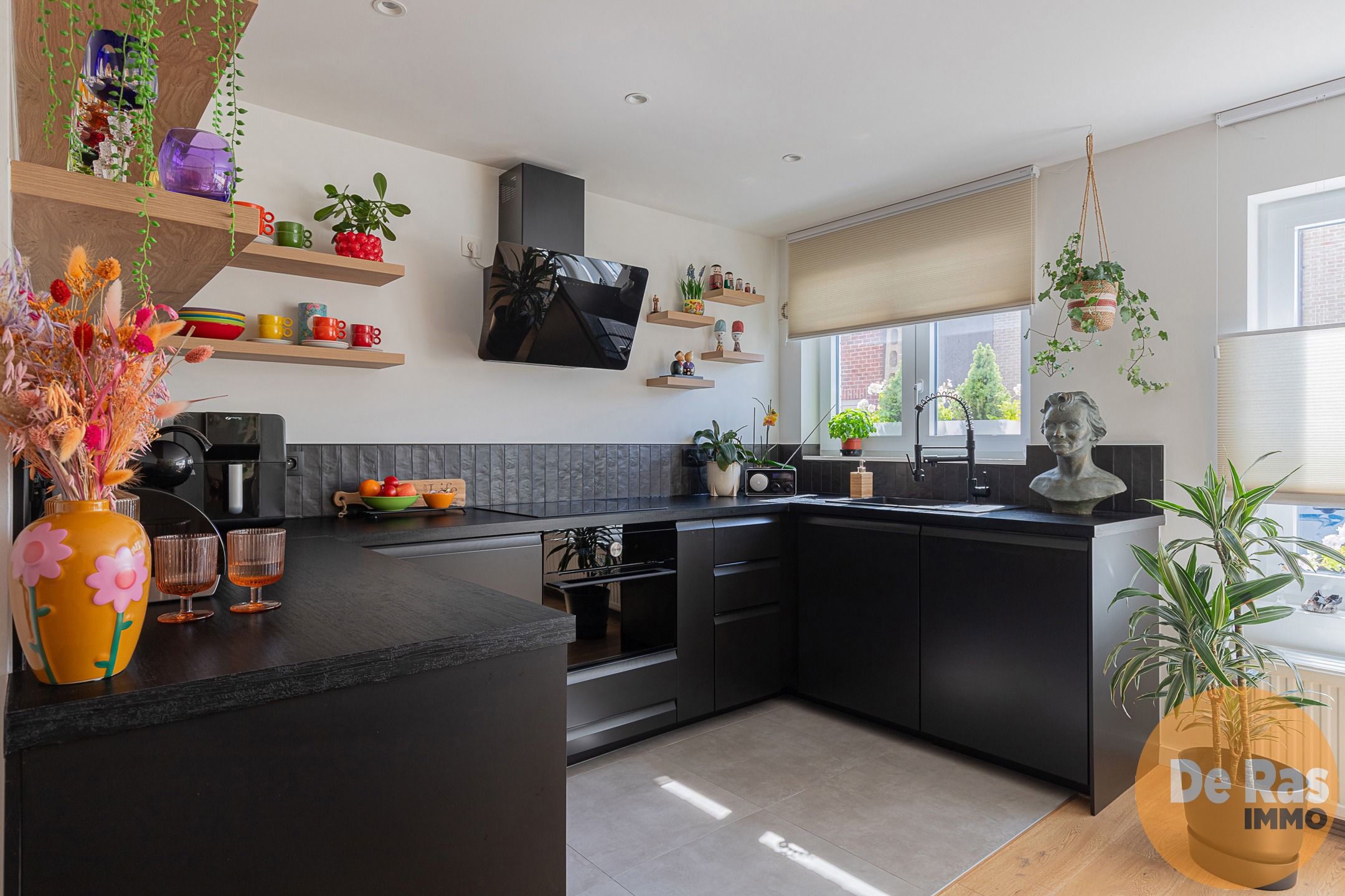 BURST – Instapklaar glkv appartement met terras en garagebox foto 3