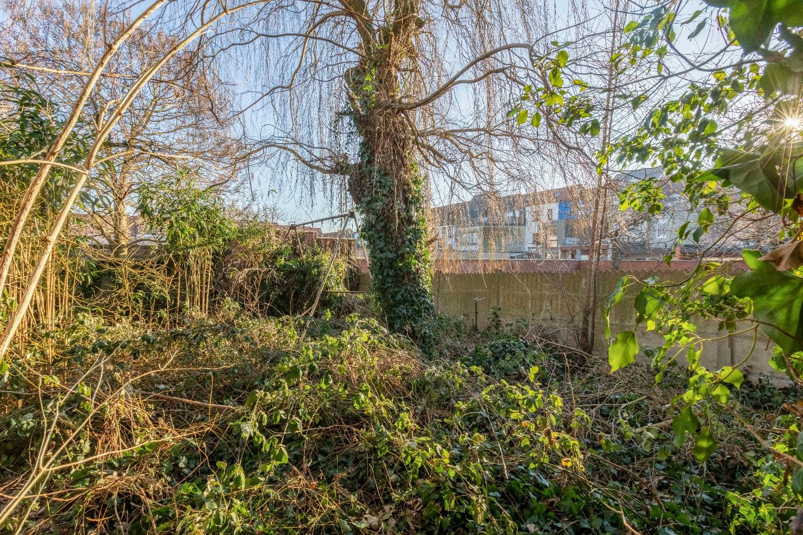 “Te renoveren (erfgoedlening) herenhuis met zelfst. beroepsmogelijkheden. foto 20